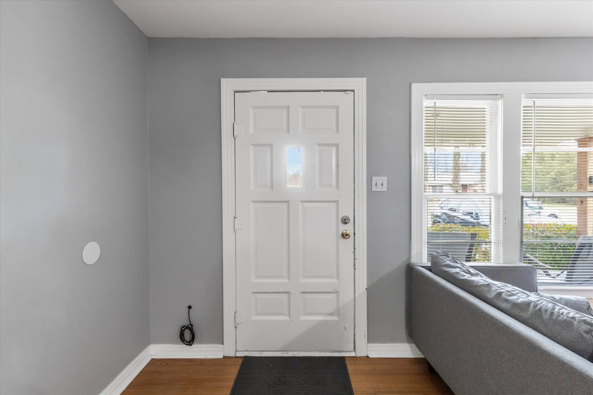 Single Family Residence For Rent in Tarrant County , 4228 Winfield Avenue, Fort Worth, Texas 76109, 4 Bedroom, 2 Bathroom, 1 Garage spaces, 1,486 Sqft, built in 1950, Preowned, mls#21172321, Real Estate Agent in Fort Worth, Homes For Rent in Tarrant county, Homes For Rent in Fort Worth, Realtor in Fort Worth Texas, Real Estate Brokerage Independent Realty Texas, Luminita Cordes Realtor