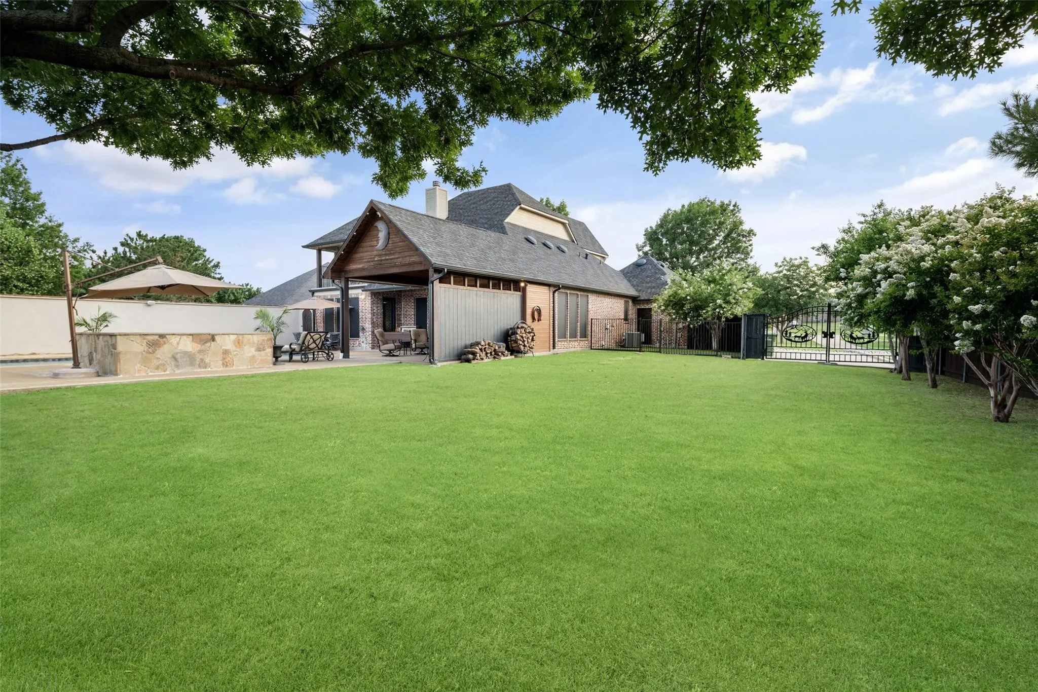 Single Family Residence For Sale in Collin County , 1225 Chandler Circle, Prosper, Texas 75078, 4 Bedroom, 3 Bathroom, 4 Garage spaces, 3,091 Sqft, built in 2005, Preowned, mls#21172128, Real Estate Agent in Prosper, Homes For Sale in Collin county, Homes For Sale in Prosper, Realtor in Prosper Texas, Real Estate Brokerage Independent Realty Texas, Luminita Cordes Realtor