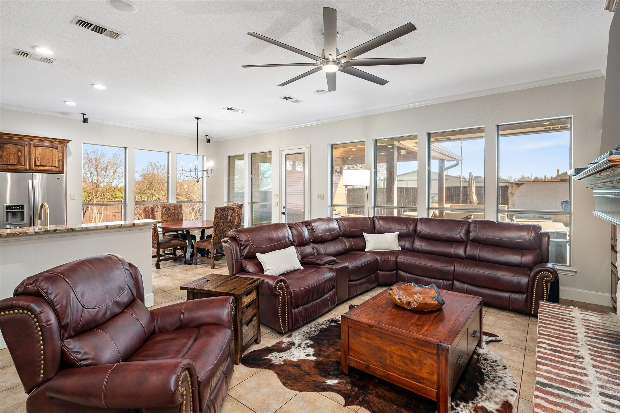 Single Family Residence For Sale in Collin County , 1225 Chandler Circle, Prosper, Texas 75078, 4 Bedroom, 3 Bathroom, 4 Garage spaces, 3,091 Sqft, built in 2005, Preowned, mls#21172128, Real Estate Agent in Prosper, Homes For Sale in Collin county, Homes For Sale in Prosper, Realtor in Prosper Texas, Real Estate Brokerage Independent Realty Texas, Luminita Cordes Realtor