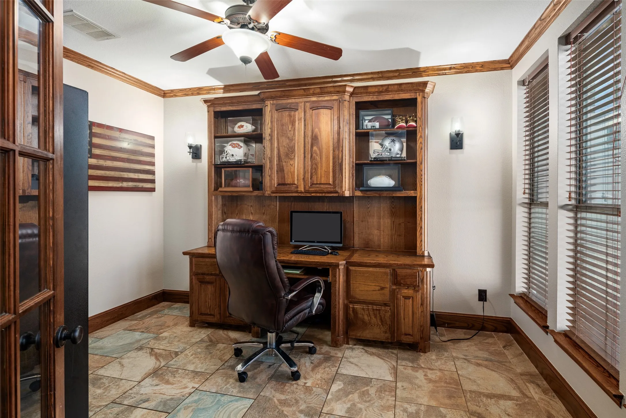 Single Family Residence For Sale in Collin County , 1225 Chandler Circle, Prosper, Texas 75078, 4 Bedroom, 3 Bathroom, 4 Garage spaces, 3,091 Sqft, built in 2005, Preowned, mls#21172128, Real Estate Agent in Prosper, Homes For Sale in Collin county, Homes For Sale in Prosper, Realtor in Prosper Texas, Real Estate Brokerage Independent Realty Texas, Luminita Cordes Realtor