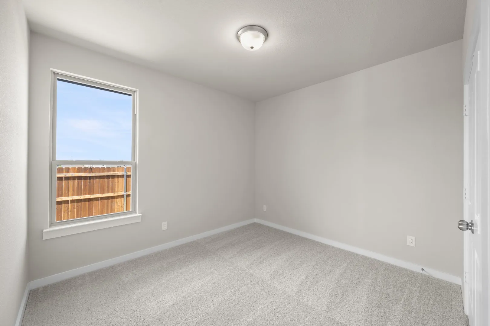 6928 Deadwood- Bedroom-2
