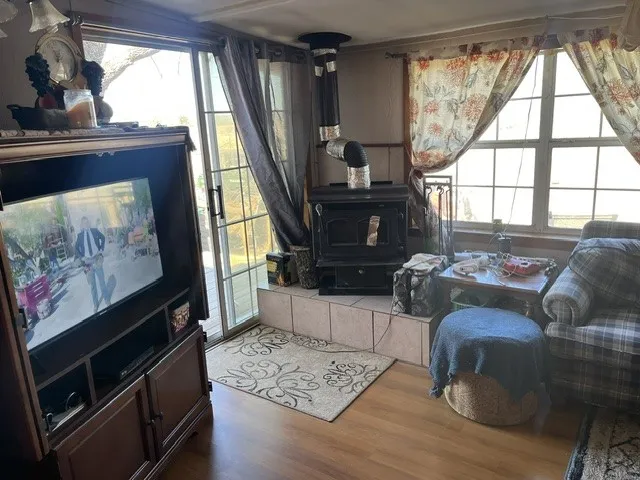 Mobile Home For Sale in Erath County , 6164 County Road 264, Dublin, Texas 76446, 3 Bedroom, 2 Bathroom, Garage spaces, 1,872 Sqft, built in 1975, mls#21173291, Real Estate Agent in Dublin, Homes For Sale in Erath county, Homes For Sale in Dublin, Realtor in Dublin Texas, Real Estate Brokerage Independent Realty Texas, Luminita Cordes Realtor