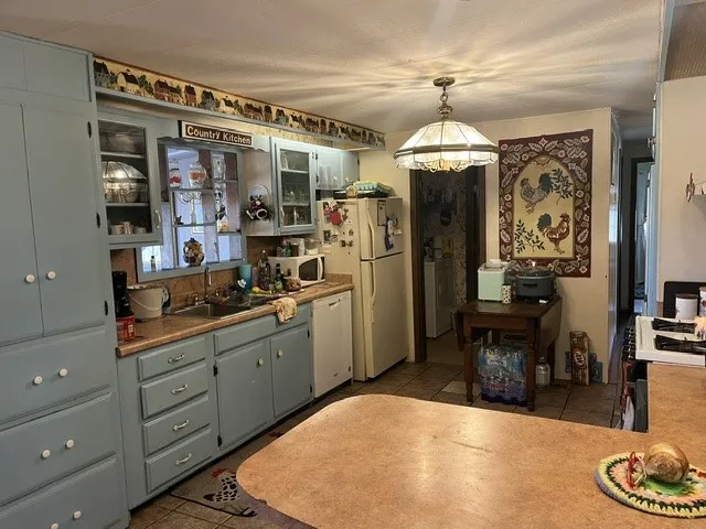Mobile Home For Sale in Erath County , 6164 County Road 264, Dublin, Texas 76446, 3 Bedroom, 2 Bathroom, Garage spaces, 1,872 Sqft, built in 1975, mls#21173291, Real Estate Agent in Dublin, Homes For Sale in Erath county, Homes For Sale in Dublin, Realtor in Dublin Texas, Real Estate Brokerage Independent Realty Texas, Luminita Cordes Realtor