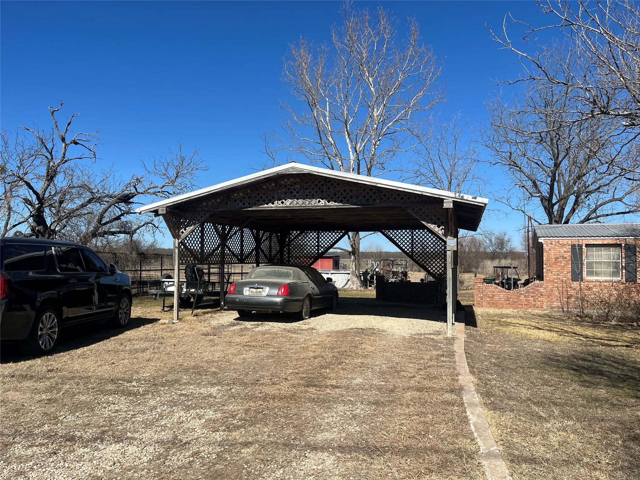 Mobile Home For Sale in Erath County , 6164 County Road 264, Dublin, Texas 76446, 3 Bedroom, 2 Bathroom, Garage spaces, 1,872 Sqft, built in 1975, mls#21173291, Real Estate Agent in Dublin, Homes For Sale in Erath county, Homes For Sale in Dublin, Realtor in Dublin Texas, Real Estate Brokerage Independent Realty Texas, Luminita Cordes Realtor