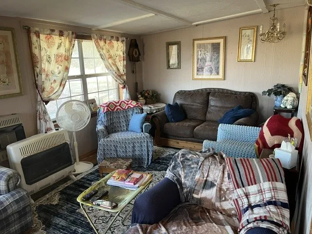 Mobile Home For Sale in Erath County , 6164 County Road 264, Dublin, Texas 76446, 3 Bedroom, 2 Bathroom, Garage spaces, 1,872 Sqft, built in 1975, mls#21173291, Real Estate Agent in Dublin, Homes For Sale in Erath county, Homes For Sale in Dublin, Realtor in Dublin Texas, Real Estate Brokerage Independent Realty Texas, Luminita Cordes Realtor