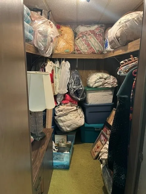 Mobile Home For Sale in Erath County , 6164 County Road 264, Dublin, Texas 76446, 3 Bedroom, 2 Bathroom, Garage spaces, 1,872 Sqft, built in 1975, mls#21173291, Real Estate Agent in Dublin, Homes For Sale in Erath county, Homes For Sale in Dublin, Realtor in Dublin Texas, Real Estate Brokerage Independent Realty Texas, Luminita Cordes Realtor
