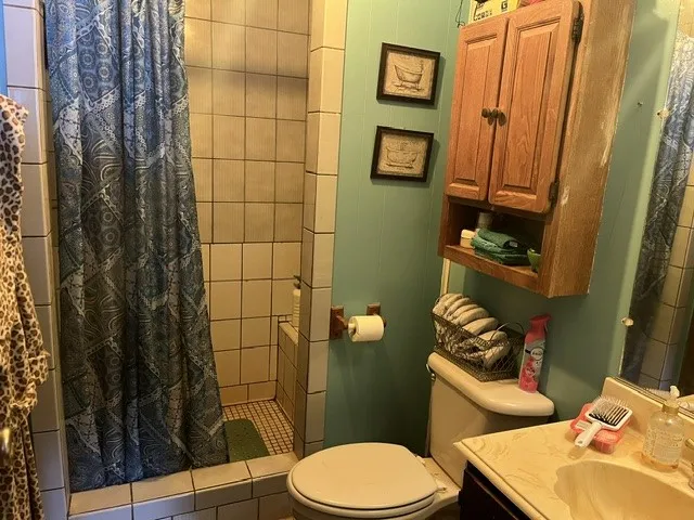 Mobile Home For Sale in Erath County , 6164 County Road 264, Dublin, Texas 76446, 3 Bedroom, 2 Bathroom, Garage spaces, 1,872 Sqft, built in 1975, mls#21173291, Real Estate Agent in Dublin, Homes For Sale in Erath county, Homes For Sale in Dublin, Realtor in Dublin Texas, Real Estate Brokerage Independent Realty Texas, Luminita Cordes Realtor