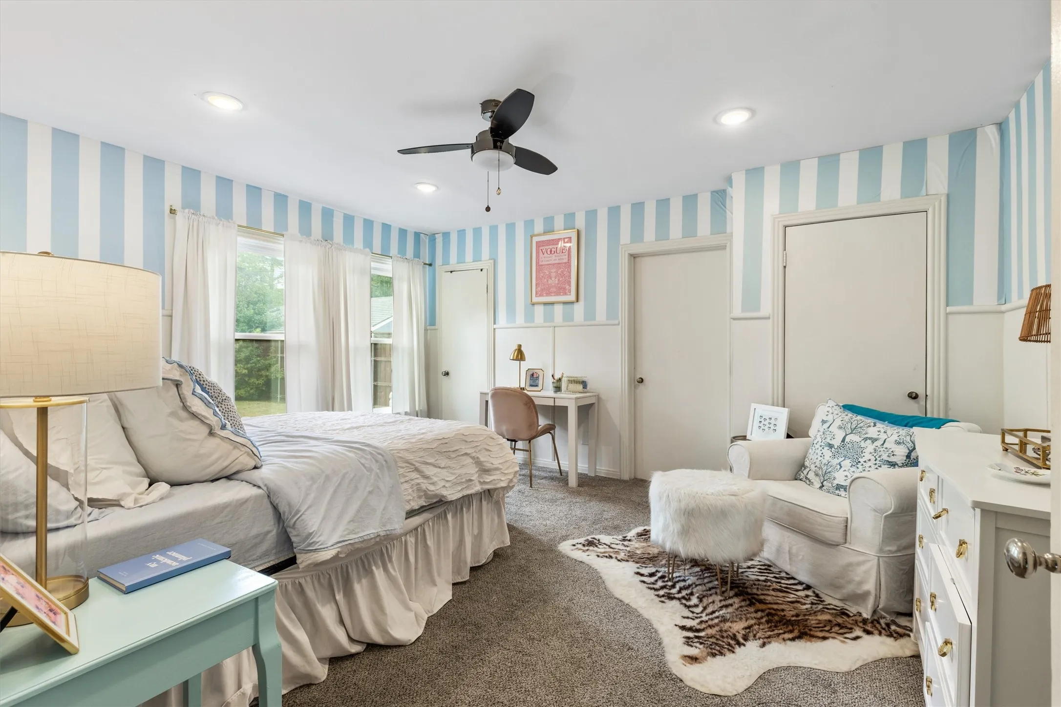 Single Family Residence For Rent in Tarrant County , 3417 Westcliff Road S, Fort Worth, Texas 76109, 3 Bedrooms, 2 Bathrooms, Garage spaces, 1,818 Sqft, built in 1946, Preowned, Price $3,500, mls#21173109, Real Estate Agent in Fort Worth, Homes For Rent in Tarrant county, Homes For Rent in Fort Worth, Realtor in Fort Worth Texas, Real Estate Brokerage Independent Realty Texas, Luminita Cordes Realtor