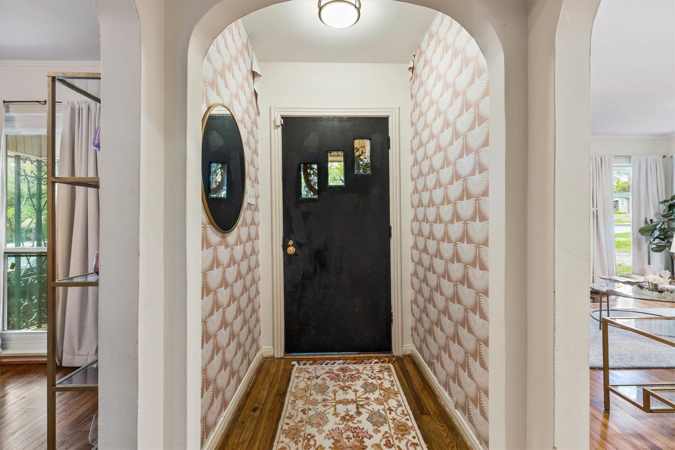 Single Family Residence For Rent in Tarrant County , 3417 Westcliff Road S, Fort Worth, Texas 76109, 3 Bedrooms, 2 Bathrooms, Garage spaces, 1,818 Sqft, built in 1946, Preowned, Price $3,500, mls#21173109, Real Estate Agent in Fort Worth, Homes For Rent in Tarrant county, Homes For Rent in Fort Worth, Realtor in Fort Worth Texas, Real Estate Brokerage Independent Realty Texas, Luminita Cordes Realtor