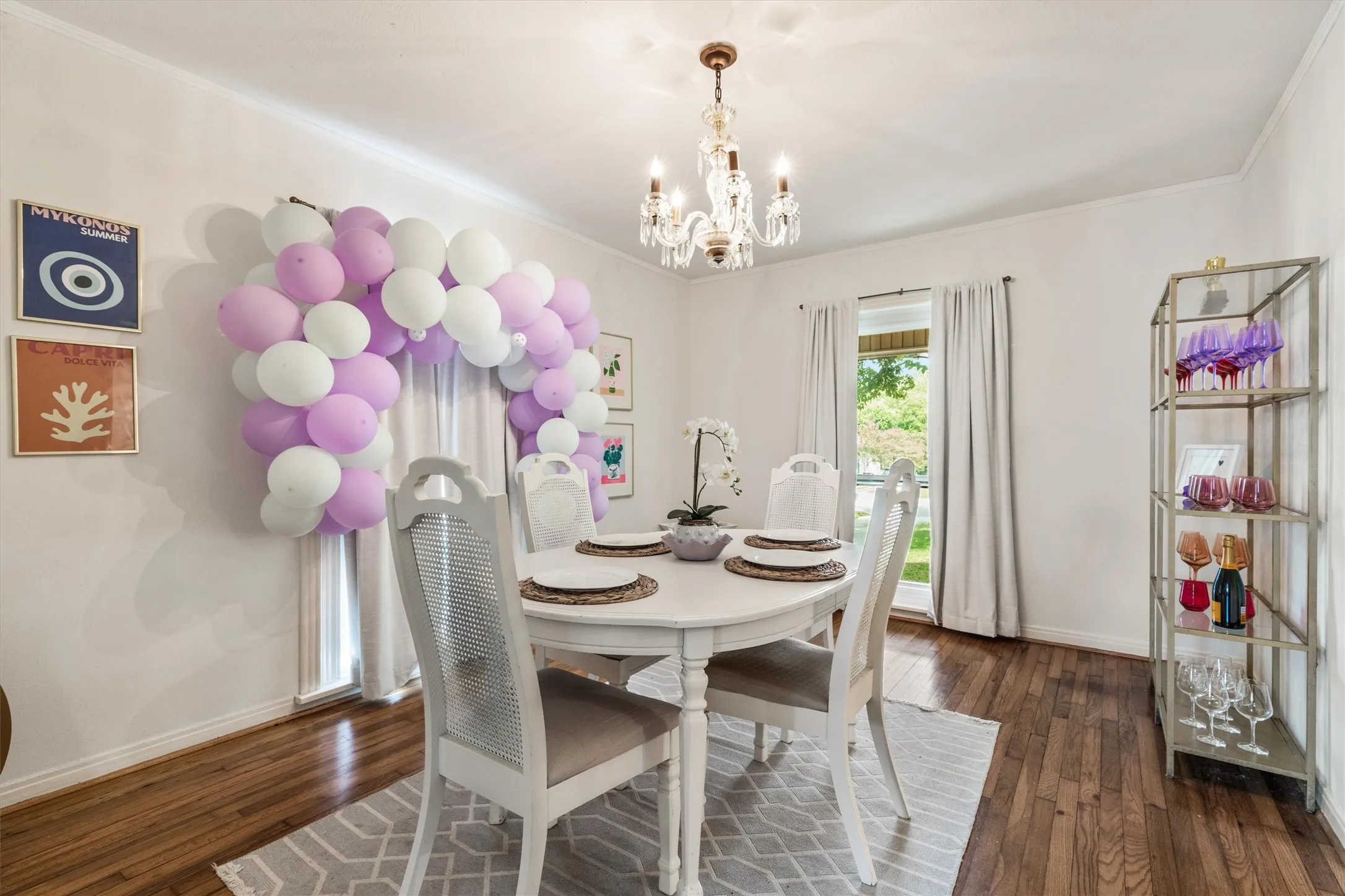 Single Family Residence For Rent in Tarrant County , 3417 Westcliff Road S, Fort Worth, Texas 76109, 3 Bedrooms, 2 Bathrooms, Garage spaces, 1,818 Sqft, built in 1946, Preowned, Price $3,500, mls#21173109, Real Estate Agent in Fort Worth, Homes For Rent in Tarrant county, Homes For Rent in Fort Worth, Realtor in Fort Worth Texas, Real Estate Brokerage Independent Realty Texas, Luminita Cordes Realtor
