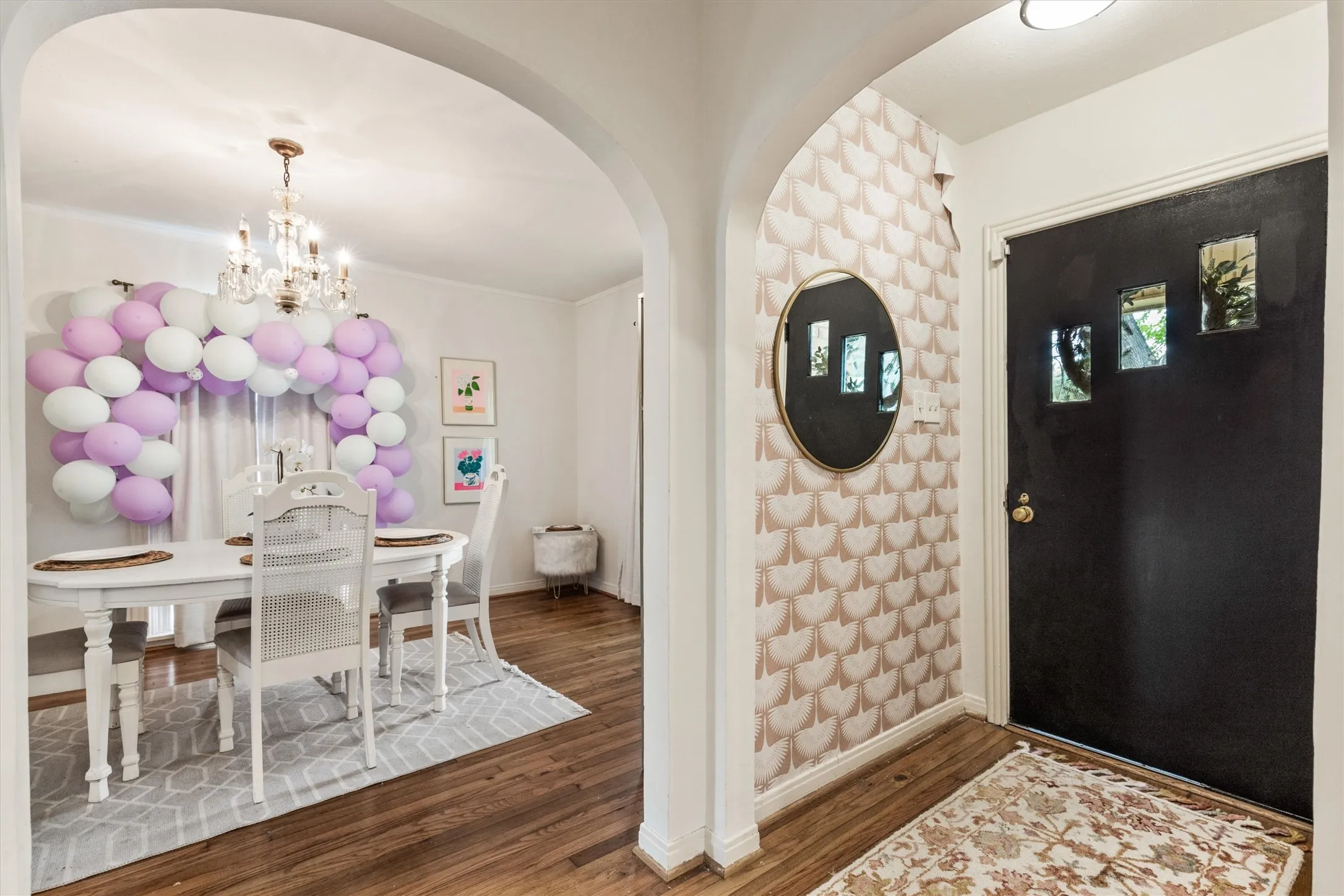 Single Family Residence For Rent in Tarrant County , 3417 Westcliff Road S, Fort Worth, Texas 76109, 3 Bedrooms, 2 Bathrooms, Garage spaces, 1,818 Sqft, built in 1946, Preowned, Price $3,500, mls#21173109, Real Estate Agent in Fort Worth, Homes For Rent in Tarrant county, Homes For Rent in Fort Worth, Realtor in Fort Worth Texas, Real Estate Brokerage Independent Realty Texas, Luminita Cordes Realtor