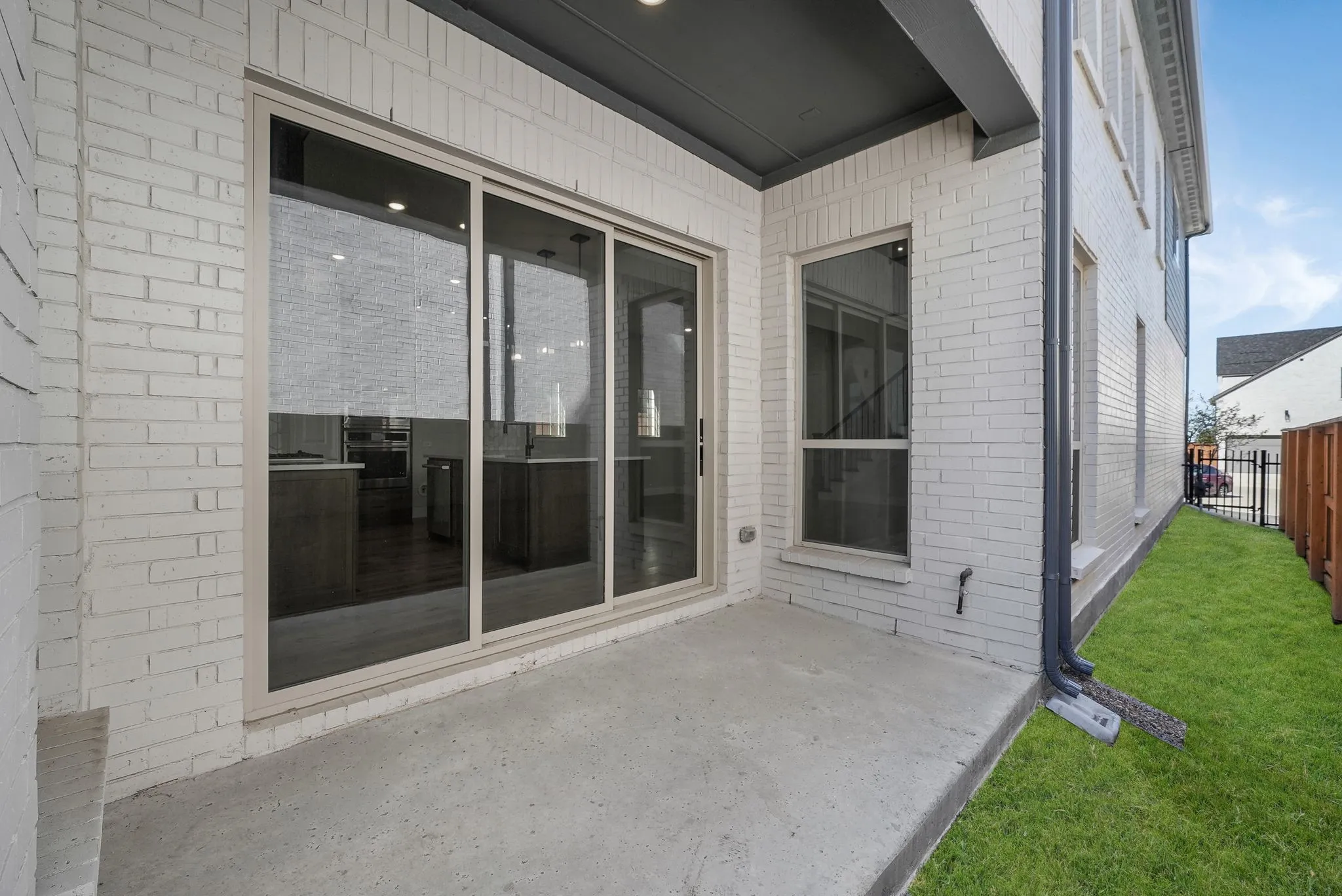 Single Family Residence For Sale in Denton County , 3340 Betony Street, Frisco, Texas 75033, 4 Bedroom, 3 Bathroom, 2 Garage spaces, 2,532 Sqft, built in 2024, Preowned, mls#21171969, Real Estate Agent in Frisco, Homes For Sale in Denton county, Homes For Sale in Frisco, Realtor in Frisco Texas, Real Estate Brokerage Independent Realty Texas, Luminita Cordes Realtor