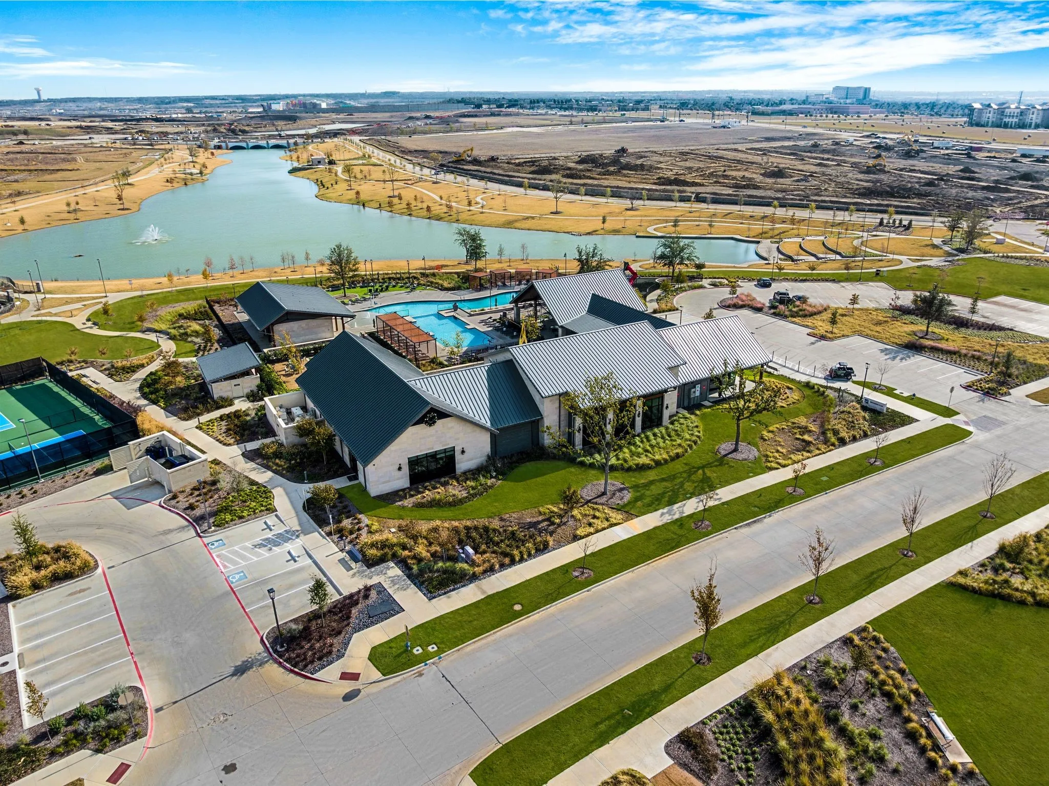 Single Family Residence For Sale in Denton County , 3340 Betony Street, Frisco, Texas 75033, 4 Bedroom, 3 Bathroom, 2 Garage spaces, 2,532 Sqft, built in 2024, Preowned, mls#21171969, Real Estate Agent in Frisco, Homes For Sale in Denton county, Homes For Sale in Frisco, Realtor in Frisco Texas, Real Estate Brokerage Independent Realty Texas, Luminita Cordes Realtor