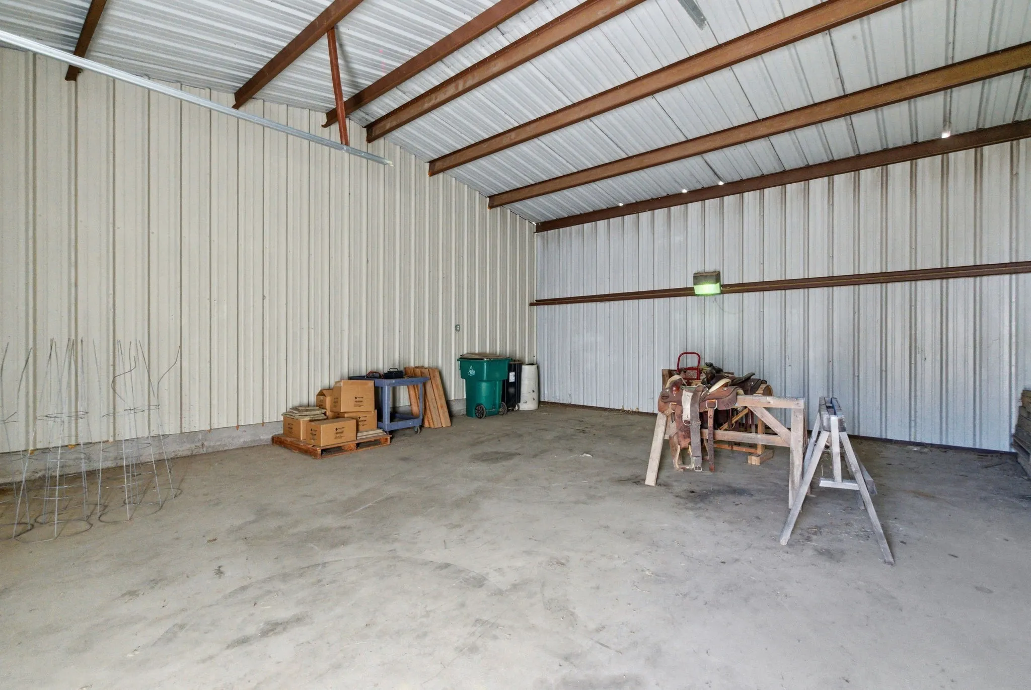 Farm For Sale in Parker County , 3601 Springfield Road, Springtown, Texas 76082, 4 Bedroom, 3 Bathroom, 2 Garage spaces, 4,749 Sqft, built in 2005, mls#21173375, Real Estate Agent in Springtown, Homes For Sale in Parker county, Homes For Sale in Springtown, Realtor in Springtown Texas, Real Estate Brokerage Independent Realty Texas, Luminita Cordes Realtor