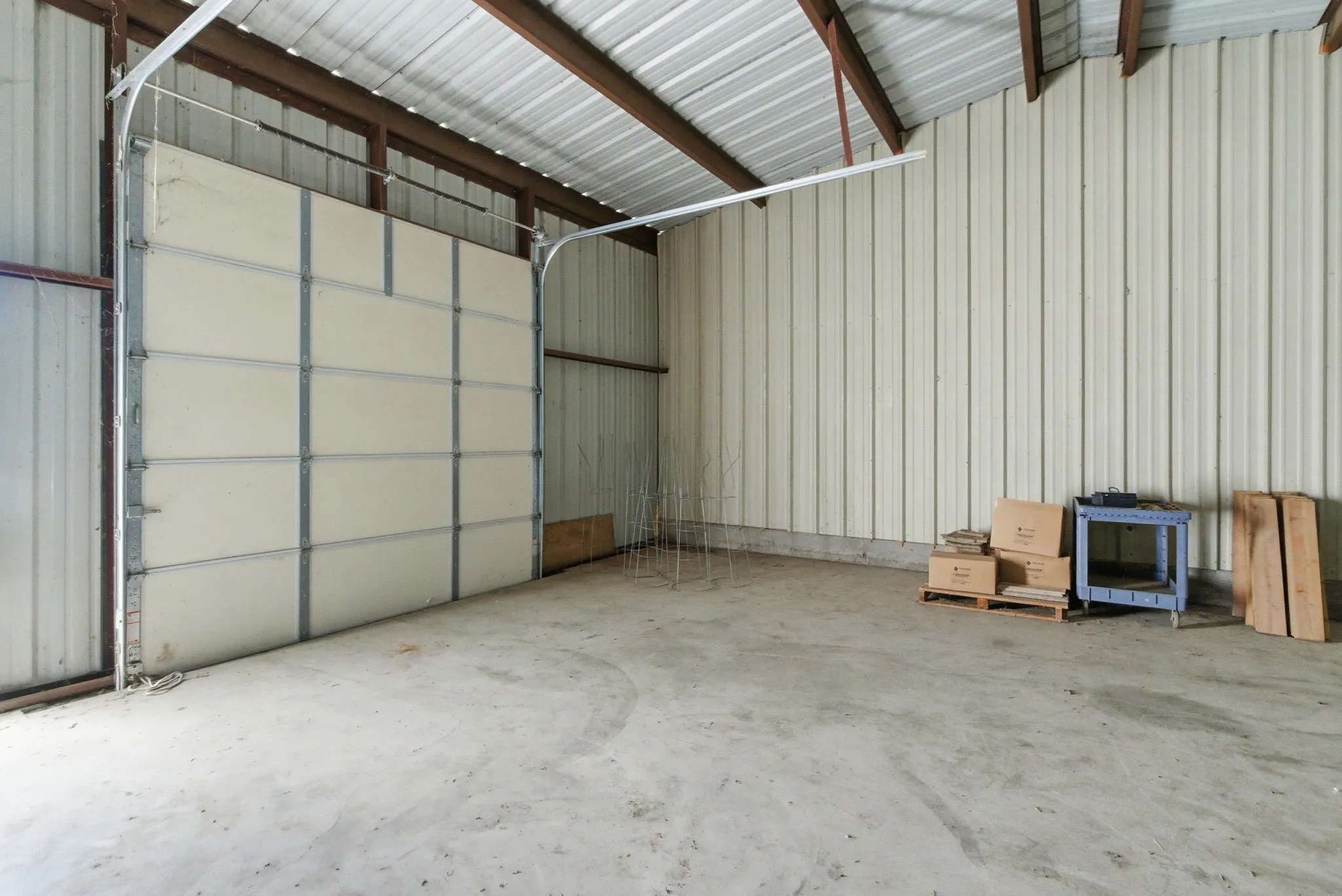 Farm For Sale in Parker County , 3601 Springfield Road, Springtown, Texas 76082, 4 Bedroom, 3 Bathroom, 2 Garage spaces, 4,749 Sqft, built in 2005, mls#21173375, Real Estate Agent in Springtown, Homes For Sale in Parker county, Homes For Sale in Springtown, Realtor in Springtown Texas, Real Estate Brokerage Independent Realty Texas, Luminita Cordes Realtor