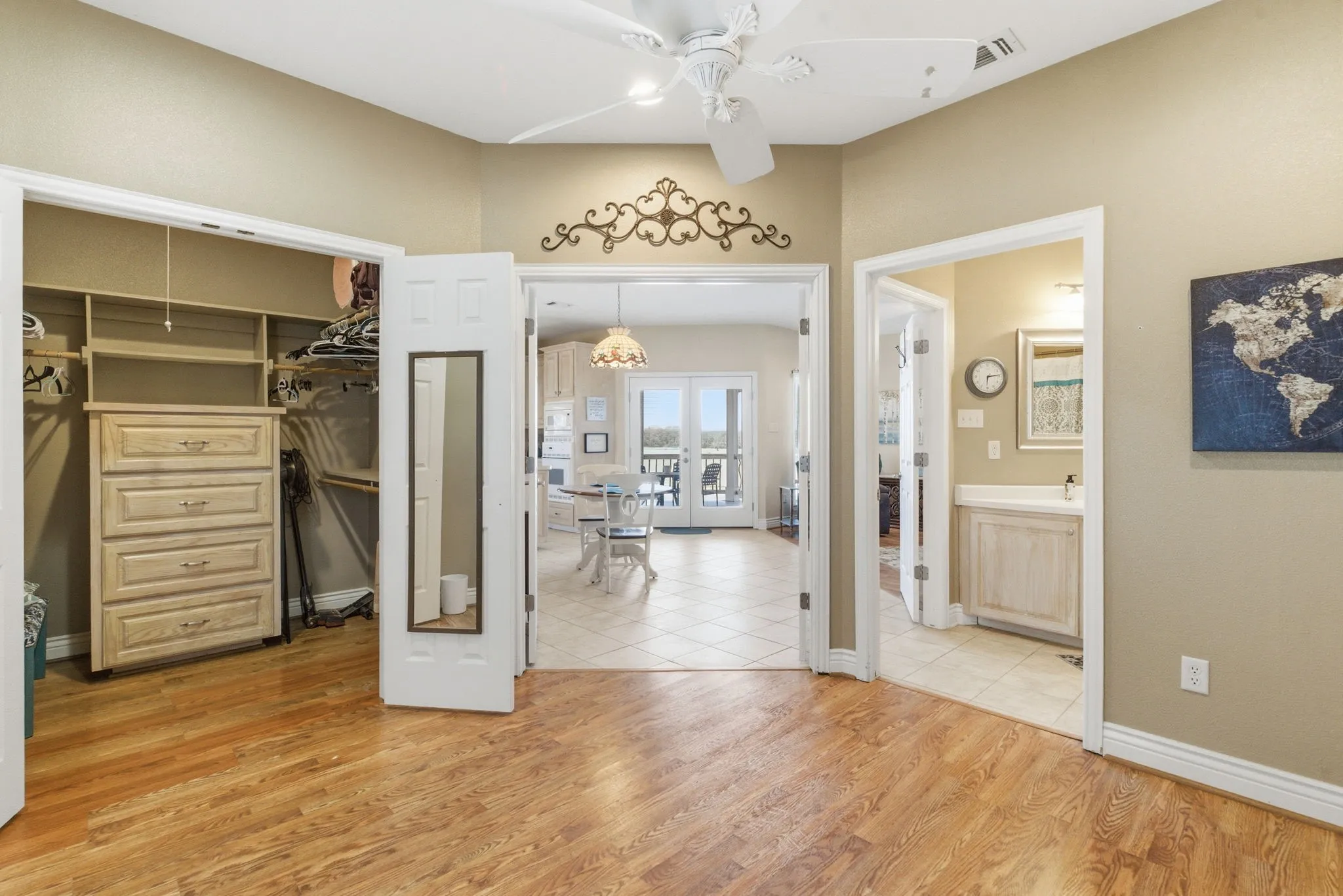 Farm For Sale in Parker County , 3601 Springfield Road, Springtown, Texas 76082, 4 Bedroom, 3 Bathroom, 2 Garage spaces, 4,749 Sqft, built in 2005, mls#21173375, Real Estate Agent in Springtown, Homes For Sale in Parker county, Homes For Sale in Springtown, Realtor in Springtown Texas, Real Estate Brokerage Independent Realty Texas, Luminita Cordes Realtor
