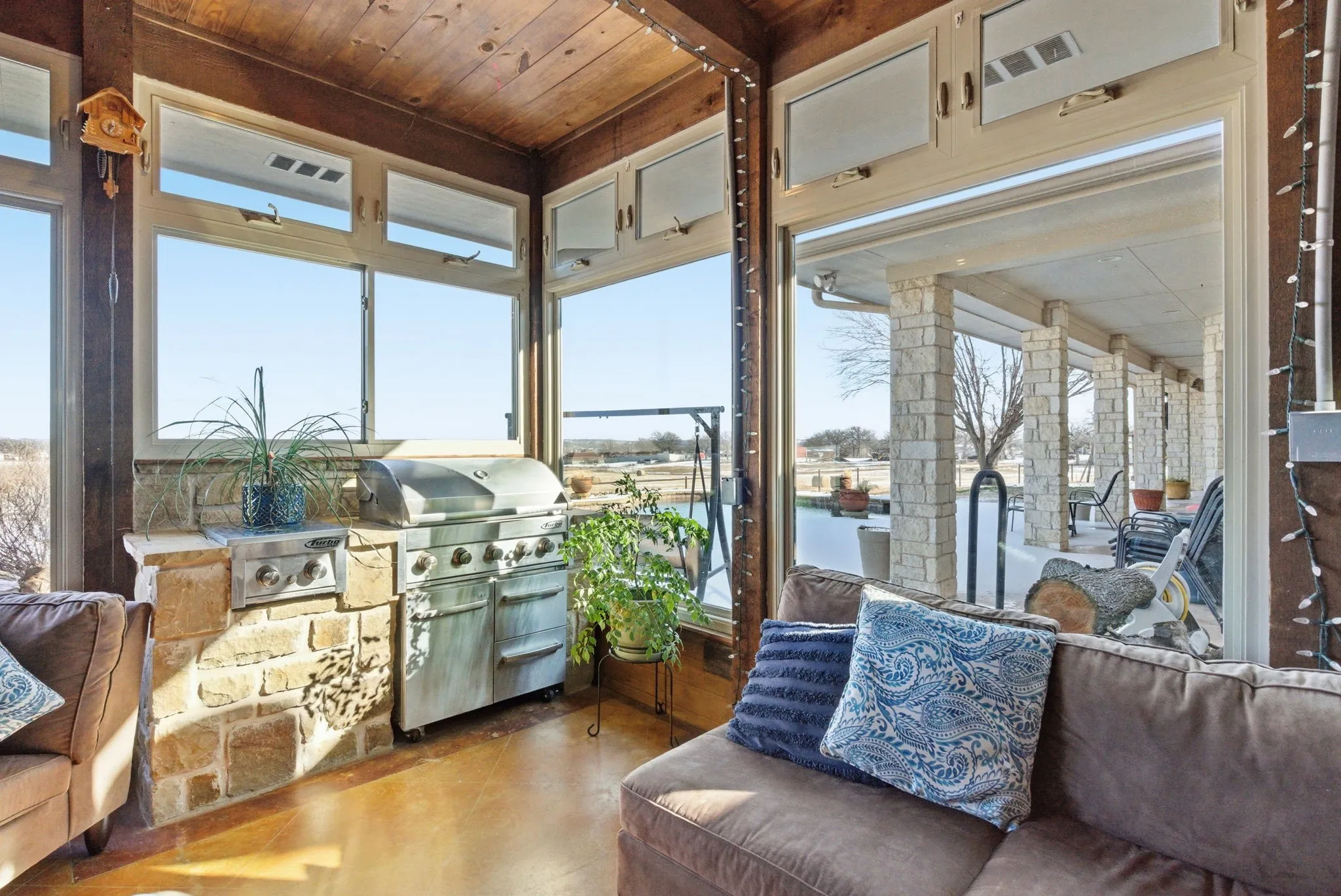 Farm For Sale in Parker County , 3601 Springfield Road, Springtown, Texas 76082, 4 Bedroom, 3 Bathroom, 2 Garage spaces, 4,749 Sqft, built in 2005, mls#21173375, Real Estate Agent in Springtown, Homes For Sale in Parker county, Homes For Sale in Springtown, Realtor in Springtown Texas, Real Estate Brokerage Independent Realty Texas, Luminita Cordes Realtor
