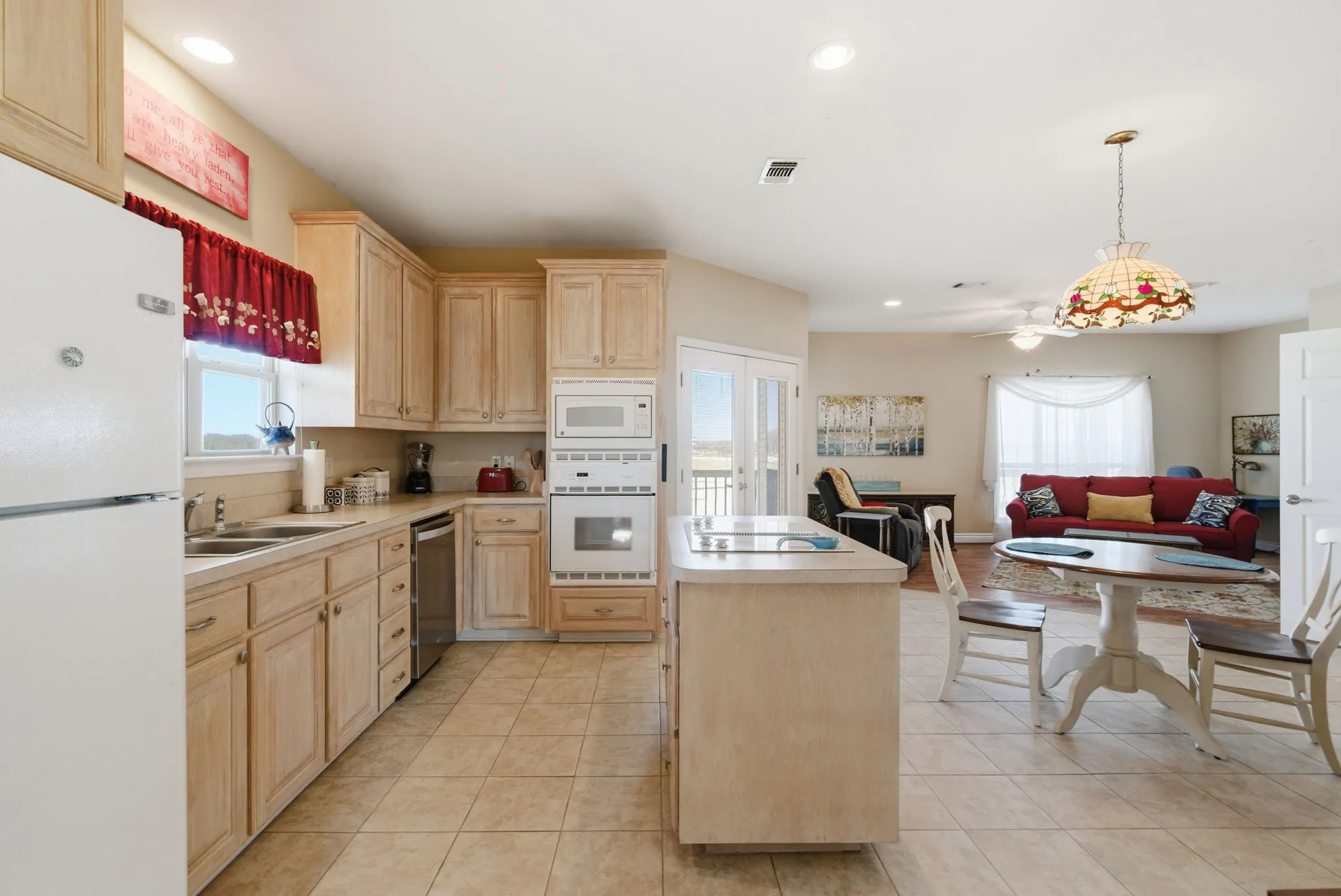 Farm For Sale in Parker County , 3601 Springfield Road, Springtown, Texas 76082, 4 Bedroom, 3 Bathroom, 2 Garage spaces, 4,749 Sqft, built in 2005, mls#21173375, Real Estate Agent in Springtown, Homes For Sale in Parker county, Homes For Sale in Springtown, Realtor in Springtown Texas, Real Estate Brokerage Independent Realty Texas, Luminita Cordes Realtor