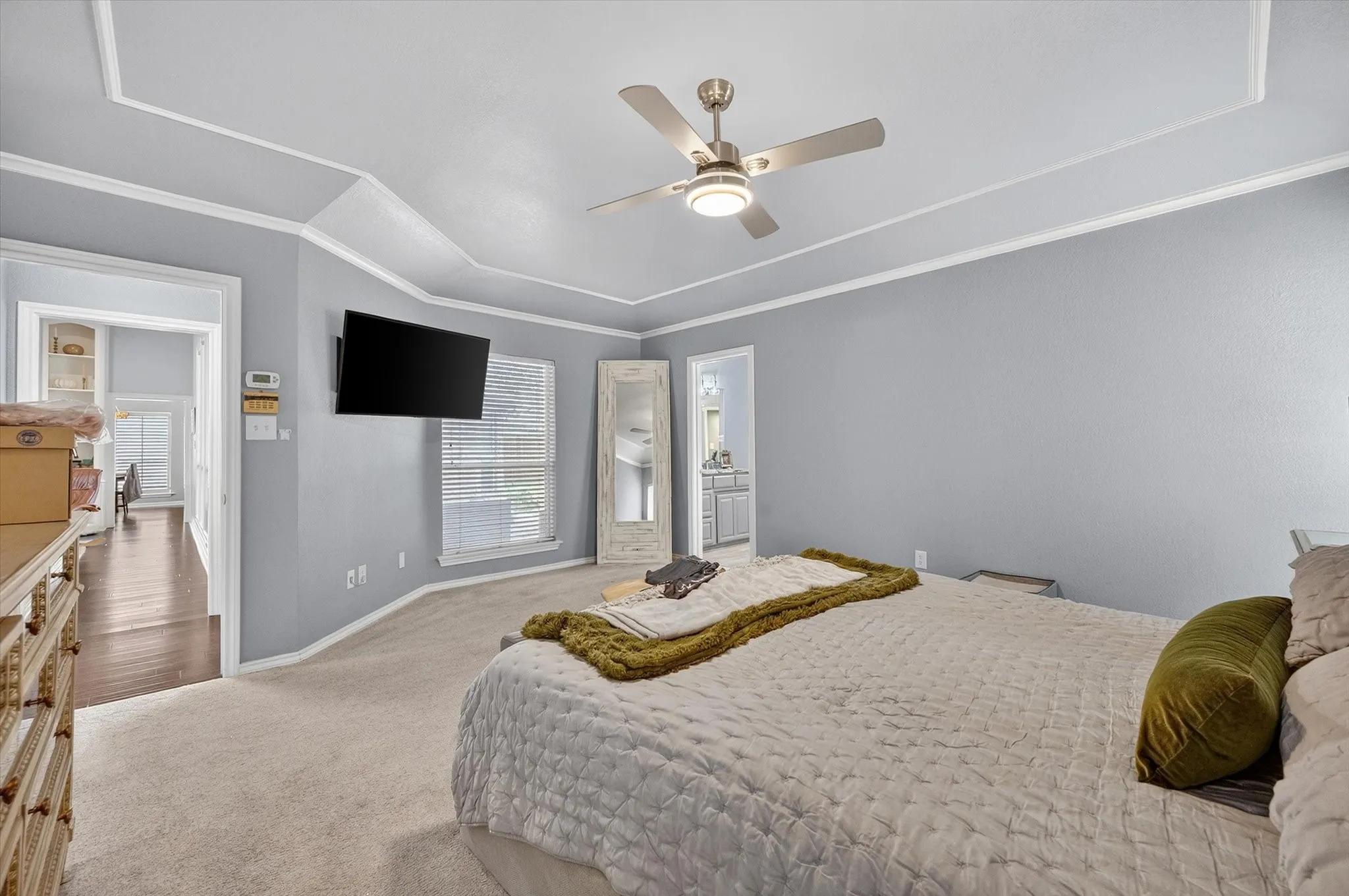 Single Family Residence For Sale in Tarrant County , 3211 Summergrove Drive, Arlington, Texas 76001, 4 Bedroom, 2 Bathroom, 2 Garage spaces, 2,499 Sqft, built in 1992, Price $420,000, mls#21173416, Real Estate Agent in Arlington, Homes For Sale in Tarrant county, Homes For Sale in Arlington, Realtor in Arlington Texas, Real Estate Brokerage Independent Realty Texas, Luminita Cordes Realtor