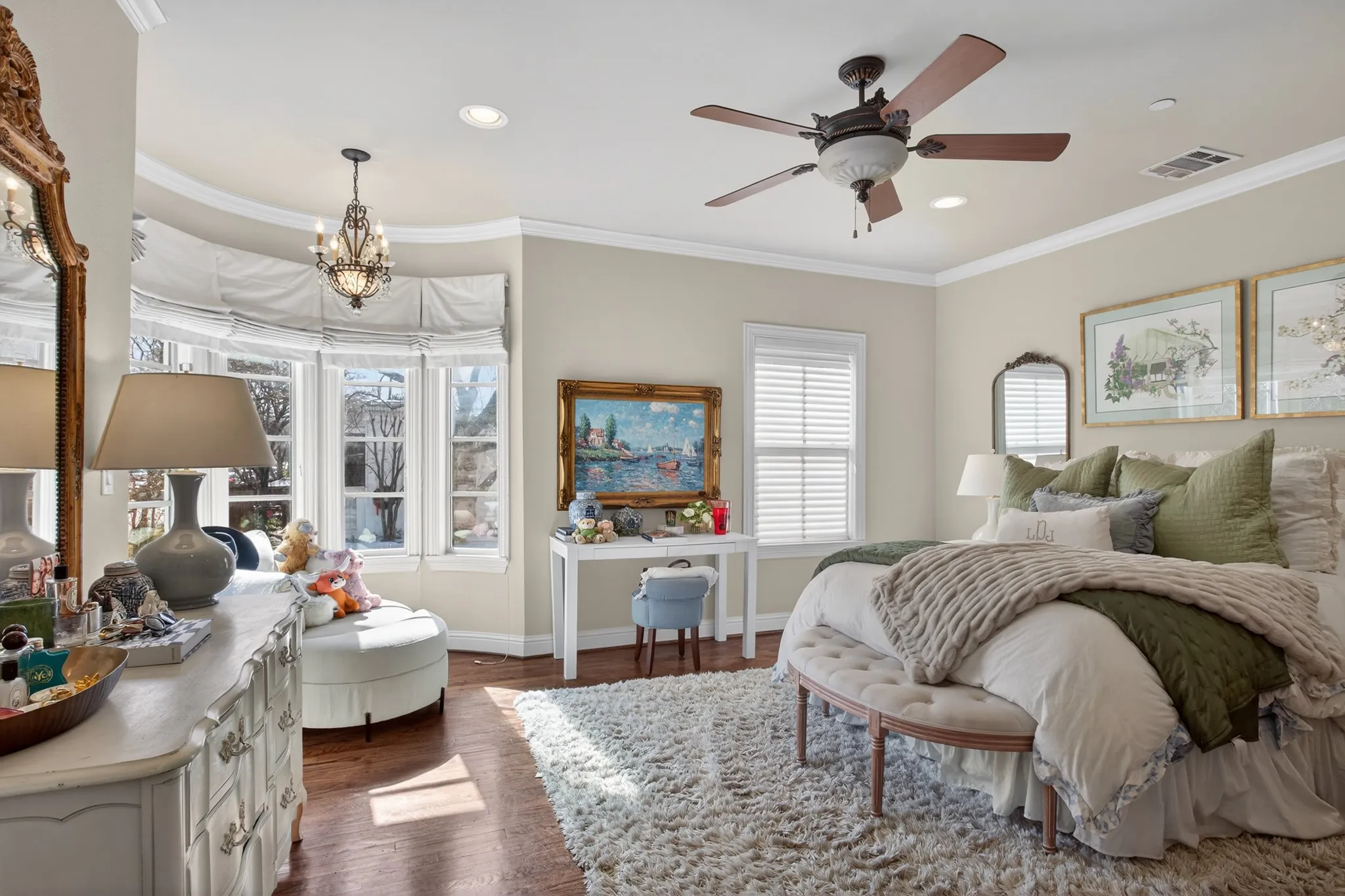Condominium For Rent in Dallas County , 5801 Hillcrest Avenue 06, University Park, Texas 75205, 3 Bedroom, 3 Bathroom, 2 Garage spaces, 2,110 Sqft, built in 2005, Preowned, mls#21173355, Real Estate Agent in University Park, Homes For Rent in Dallas county, Homes For Rent in University Park, Realtor in University Park Texas, Real Estate Brokerage Independent Realty Texas, Luminita Cordes Realtor
