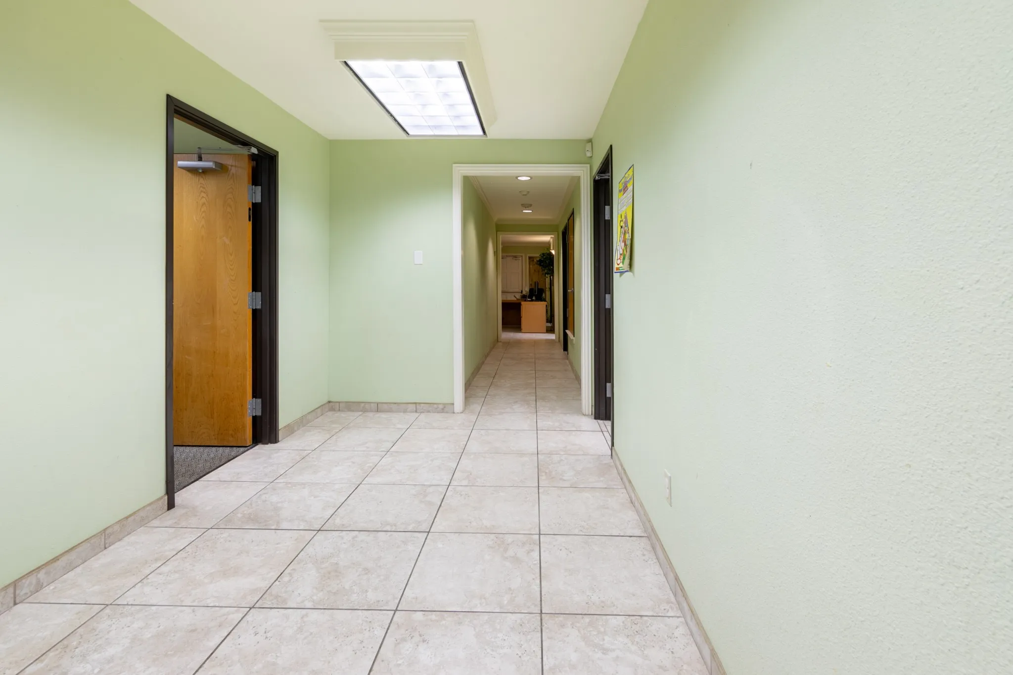 Business For Sale in Tarrant County , 6409 W Poly Webb Road, Arlington, Texas 76016, 0, 0, Garage spaces, 0 Sqft, built in 1979, Preowned, mls#21173470, Real Estate Agent in Arlington, Homes For Sale in Tarrant county, Homes For Sale in Arlington, Realtor in Arlington Texas, Real Estate Brokerage Independent Realty Texas, Luminita Cordes Realtor