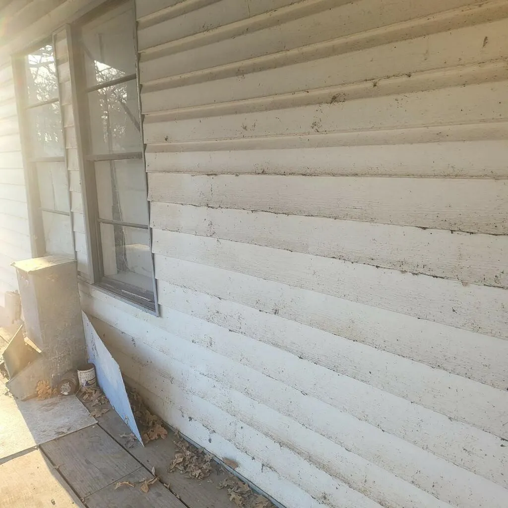 Single Family Residence For Sale in Hunt County , 1932 Wahoo Lane, West Tawakoni, Texas 75474, 1 Bedroom, 2 Bathrooms, Garage spaces, 800 Sqft, built in 1960, Price $74,000, mls#21172052, Real Estate Agent in West Tawakoni, Homes For Sale in Hunt county, Homes For Sale in West Tawakoni, Realtor in West Tawakoni Texas, Real Estate Brokerage Independent Realty Texas, Luminita Cordes Realtor