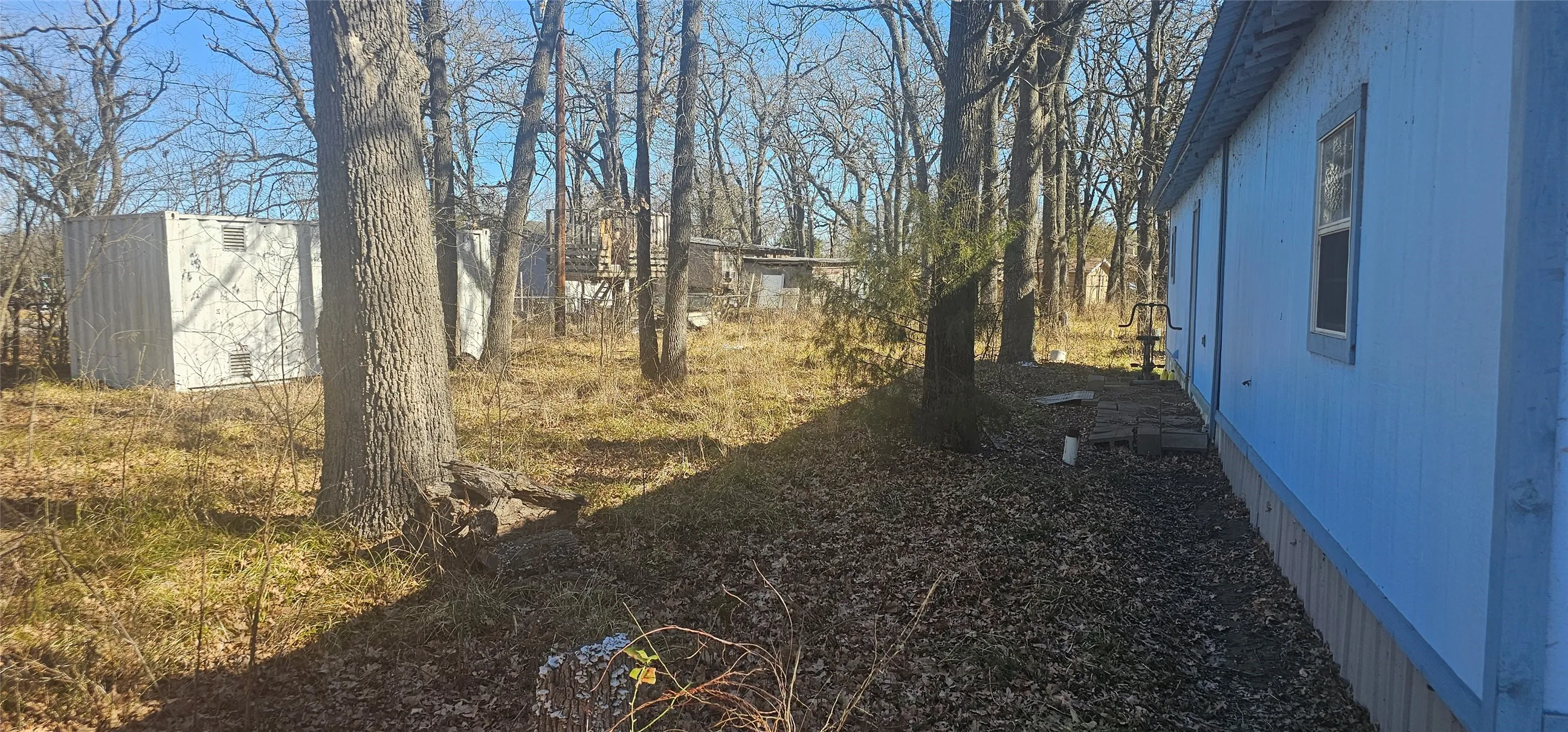 Single Family Residence For Sale in Hunt County , 1932 Wahoo Lane, West Tawakoni, Texas 75474, 1 Bedroom, 2 Bathrooms, Garage spaces, 800 Sqft, built in 1960, Price $74,000, mls#21172052, Real Estate Agent in West Tawakoni, Homes For Sale in Hunt county, Homes For Sale in West Tawakoni, Realtor in West Tawakoni Texas, Real Estate Brokerage Independent Realty Texas, Luminita Cordes Realtor