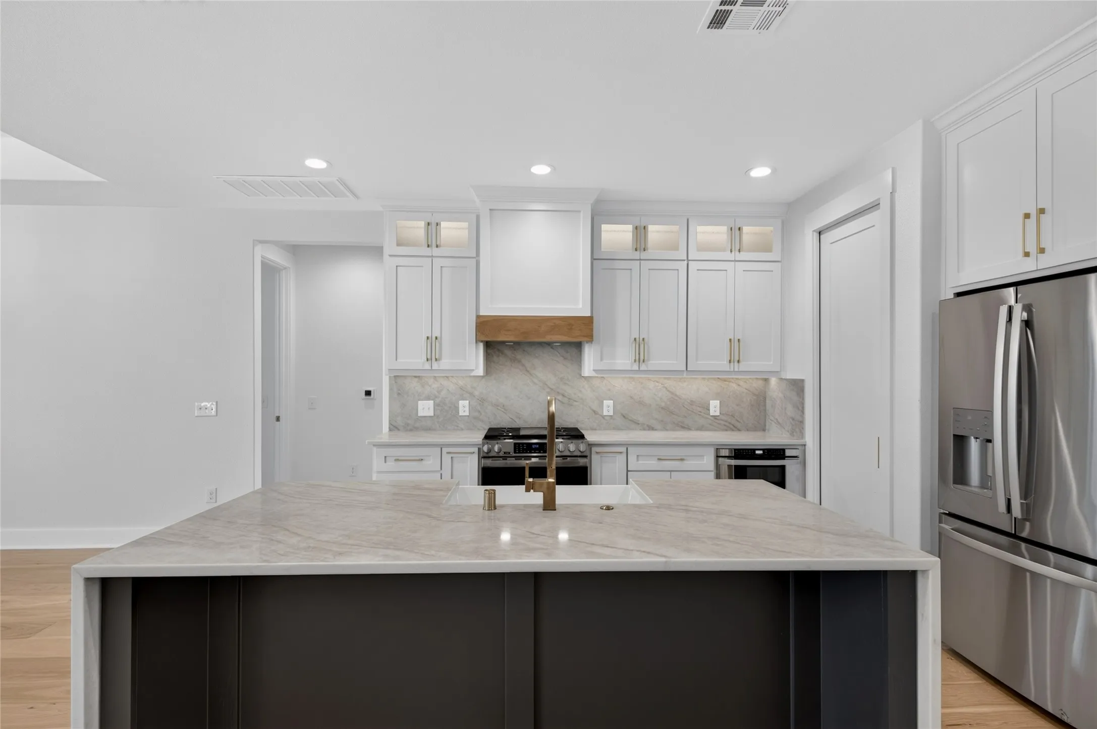 Single Family Residence For Sale in Grayson County , 2029 Nichole Boulevard, Pottsboro, Texas 75076, 4 Bedroom, 3 Bathroom, 2 Garage spaces, 2,769 Sqft, built in 2026, New Construction - Incomplete, mls#21164077, Real Estate Agent in Pottsboro, Homes For Sale in Grayson county, Homes For Sale in Pottsboro, Realtor in Pottsboro Texas, Real Estate Brokerage Independent Realty Texas, Luminita Cordes Realtor