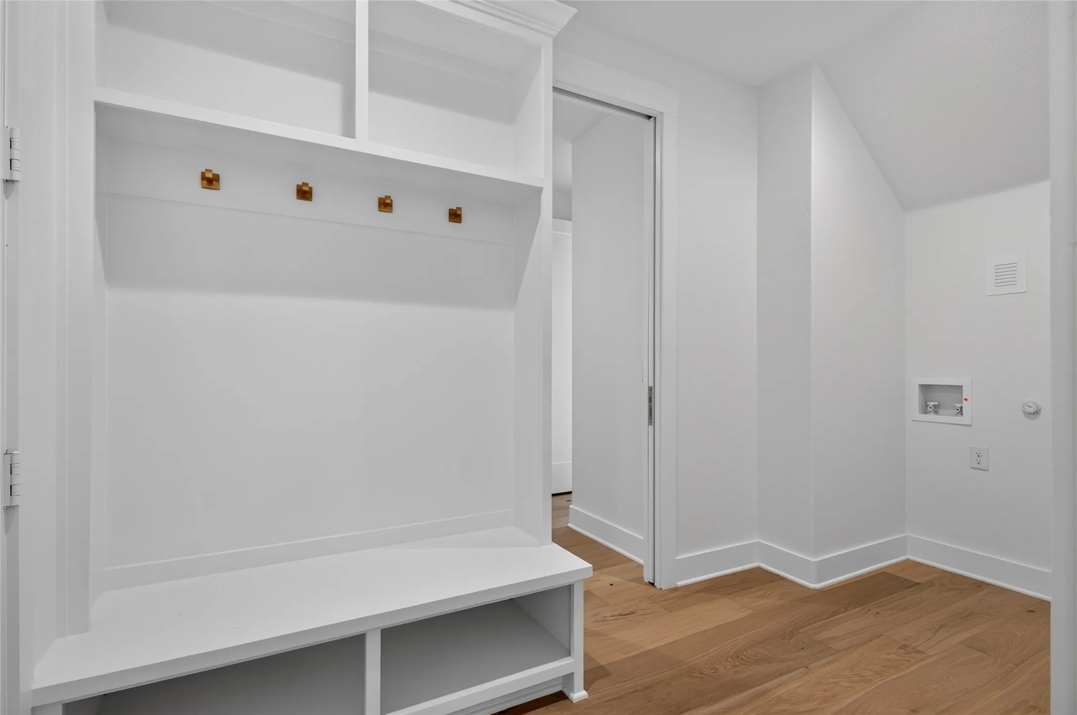 Single Family Residence For Sale in Grayson County , 2029 Nichole Boulevard, Pottsboro, Texas 75076, 4 Bedroom, 3 Bathroom, 2 Garage spaces, 2,769 Sqft, built in 2026, New Construction - Incomplete, mls#21164077, Real Estate Agent in Pottsboro, Homes For Sale in Grayson county, Homes For Sale in Pottsboro, Realtor in Pottsboro Texas, Real Estate Brokerage Independent Realty Texas, Luminita Cordes Realtor