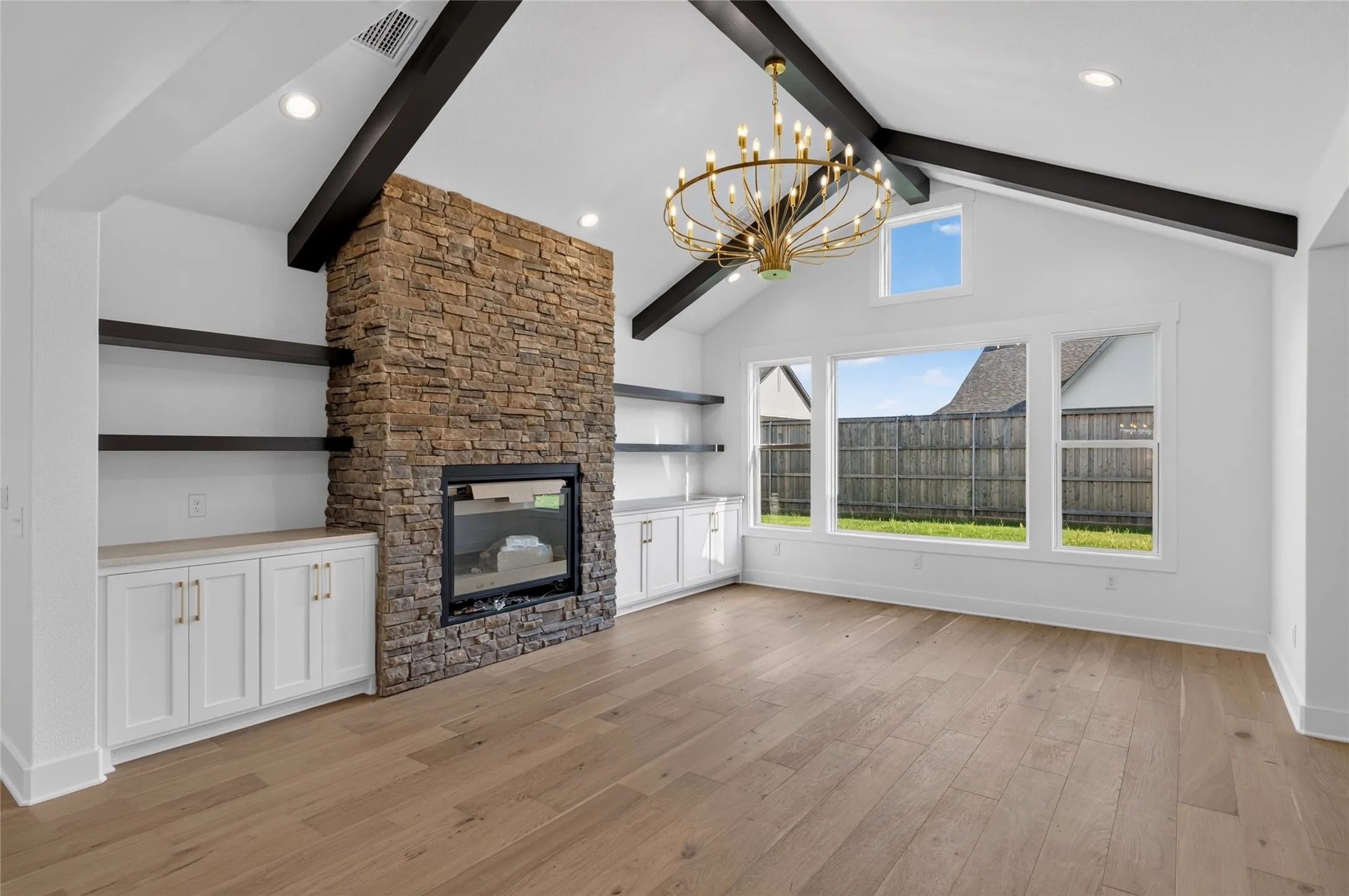 Single Family Residence For Sale in Grayson County , 2029 Nichole Boulevard, Pottsboro, Texas 75076, 4 Bedroom, 3 Bathroom, 2 Garage spaces, 2,769 Sqft, built in 2026, New Construction - Incomplete, mls#21164077, Real Estate Agent in Pottsboro, Homes For Sale in Grayson county, Homes For Sale in Pottsboro, Realtor in Pottsboro Texas, Real Estate Brokerage Independent Realty Texas, Luminita Cordes Realtor