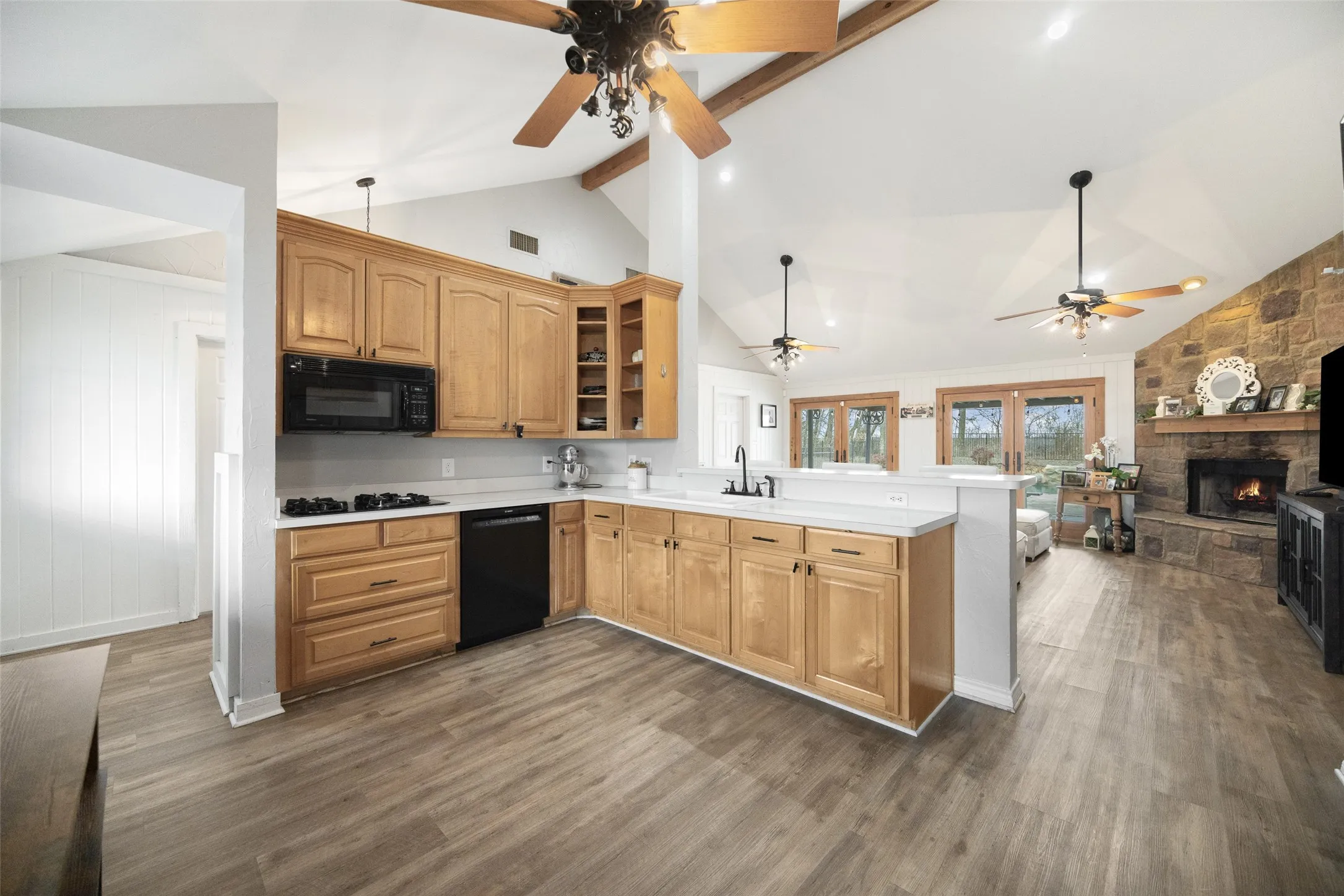 Single Family Residence For Sale in Collin County , 21639 County Road 850, Farmersville, Texas 75442, 5 Bedroom, 3 Bathroom, 4 Garage spaces, 1,980 Sqft, built in 1999, Price $515,000, mls#21170402, Real Estate Agent in Farmersville, Homes For Sale in Collin county, Homes For Sale in Farmersville, Realtor in Farmersville Texas, Real Estate Brokerage Independent Realty Texas, Luminita Cordes Realtor