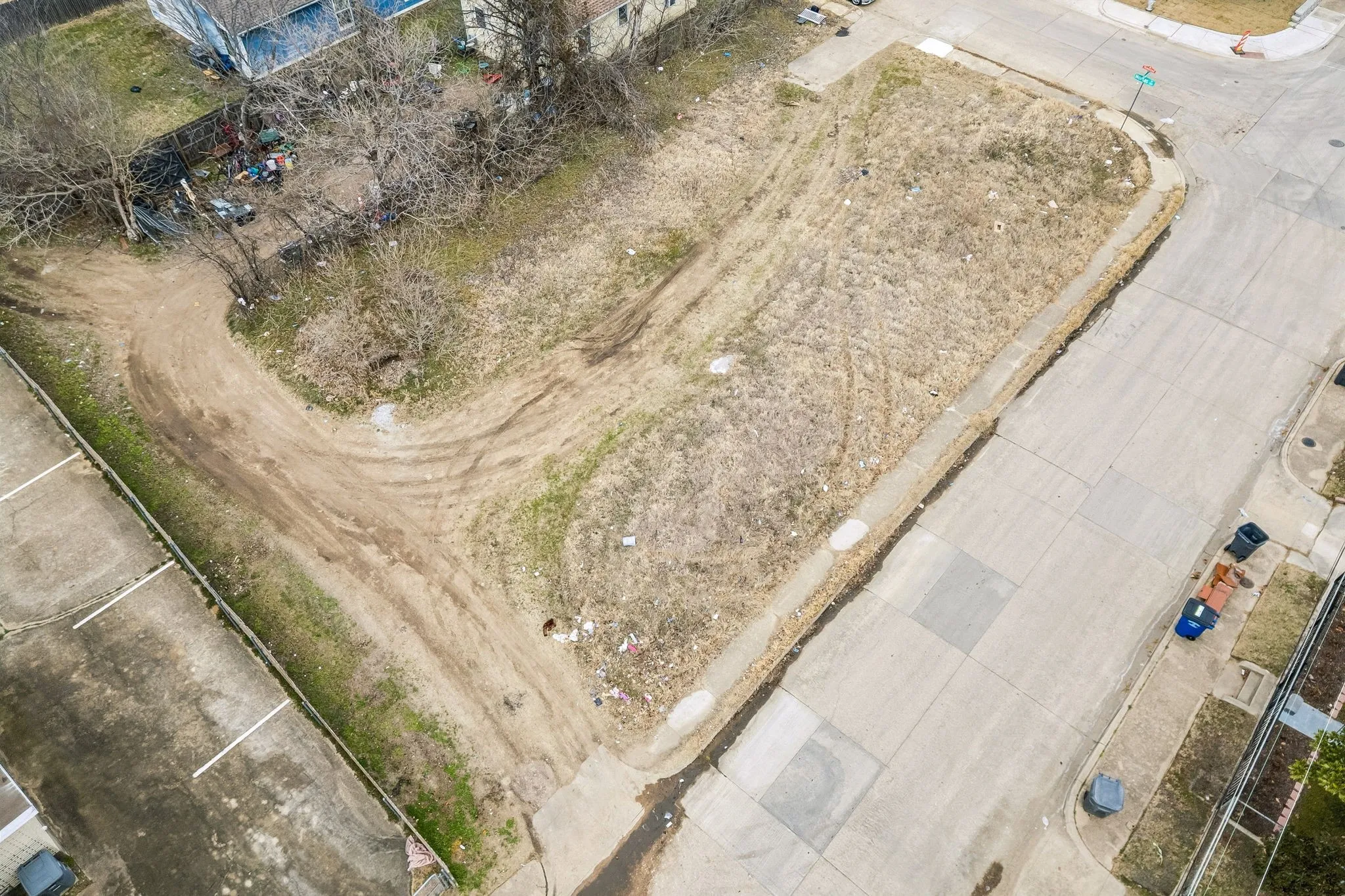 Unimproved Land For Sale in Dallas County , 1702 Nomas Street, Dallas, Texas 75212, 0, 0, Garage spaces, 0 Sqft, built in 0, mls#21172772, Real Estate Agent in Dallas, Homes For Sale in Dallas county, Homes For Sale in Dallas, Realtor in Dallas Texas, Real Estate Brokerage Independent Realty Texas, Luminita Cordes Realtor
