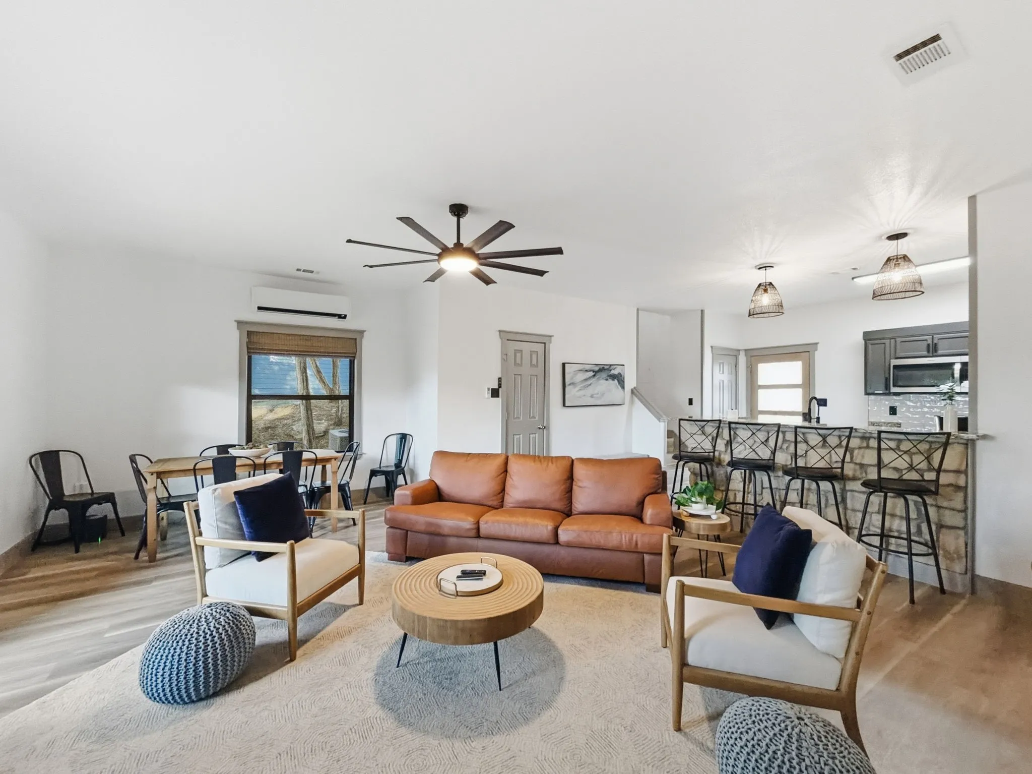 Single Family Residence For Sale in Palo Pinto County , 1782 FM 2951 18, Graford, Texas 76449, 3 Bedroom, 3 Bathroom, Garage spaces, 1,200 Sqft, built in 2005, Preowned, mls#21173056, Real Estate Agent in Graford, Homes For Sale in Palo Pinto county, Homes For Sale in Graford, Realtor in Graford Texas, Real Estate Brokerage Independent Realty Texas, Luminita Cordes Realtor
