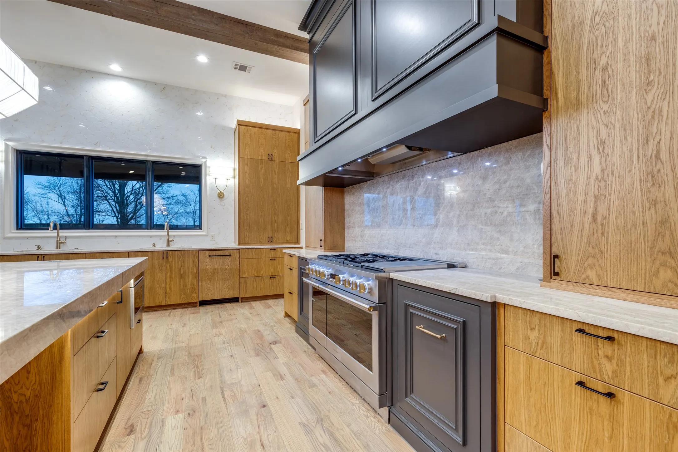 Single Family Residence For Sale in Denton County , 3516 Fairway Drive, Denton, Texas 76226, 4 Bedroom, 5 Bathroom, 3 Garage spaces, 4,853 Sqft, built in 2025, New Construction - Complete, mls#21173577, Real Estate Agent in Denton, Homes For Sale in Denton county, Homes For Sale in Denton, Realtor in Denton Texas, Real Estate Brokerage Independent Realty Texas, Luminita Cordes Realtor