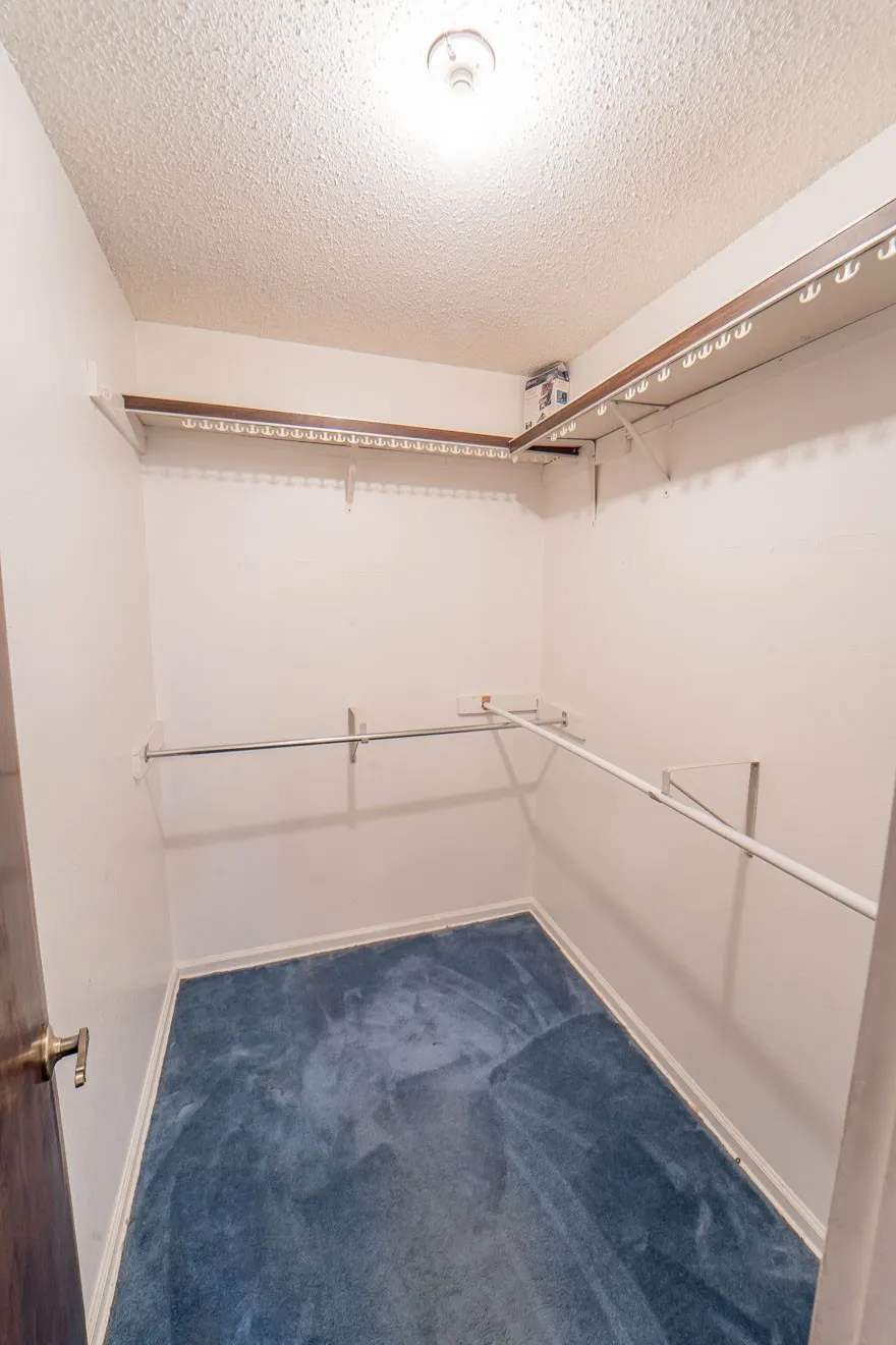 Single Family Residence For Sale in Stephens County , 2410 Sha Lane, Breckenridge, Texas 76424, 3 Bedroom, 2 Bathroom, 2 Garage spaces, 2,161 Sqft, built in 1975, mls#21173802, Real Estate Agent in Breckenridge, Homes For Sale in Stephens county, Homes For Sale in Breckenridge, Realtor in Breckenridge Texas, Real Estate Brokerage Independent Realty Texas, Luminita Cordes Realtor