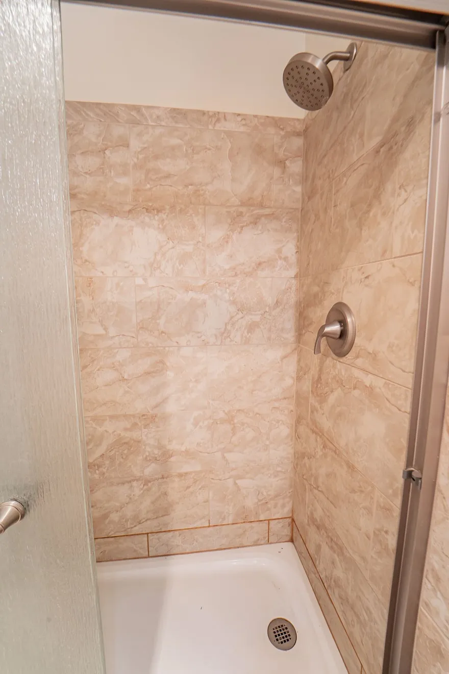 Single Family Residence For Sale in Stephens County , 2410 Sha Lane, Breckenridge, Texas 76424, 3 Bedroom, 2 Bathroom, 2 Garage spaces, 2,161 Sqft, built in 1975, mls#21173802, Real Estate Agent in Breckenridge, Homes For Sale in Stephens county, Homes For Sale in Breckenridge, Realtor in Breckenridge Texas, Real Estate Brokerage Independent Realty Texas, Luminita Cordes Realtor