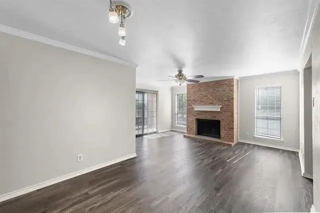 Condominium For Rent in Dallas County , 5902 Marvin Loving Drive 204, Garland, Texas 75043, 2 Bedroom, 2 Bathroom, Garage spaces, 950 Sqft, built in 1982, mls#21173859, Real Estate Agent in Garland, Homes For Rent in Dallas county, Homes For Rent in Garland, Realtor in Garland Texas, Real Estate Brokerage Independent Realty Texas, Luminita Cordes Realtor