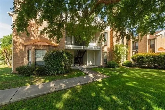 Condominium For Rent in Dallas County , 5902 Marvin Loving Drive 204, Garland, Texas 75043, 2 Bedroom, 2 Bathroom, Garage spaces, 950 Sqft, built in 1982, mls#21173859, Real Estate Agent in Garland, Homes For Rent in Dallas county, Homes For Rent in Garland, Realtor in Garland Texas, Real Estate Brokerage Independent Realty Texas, Luminita Cordes Realtor
