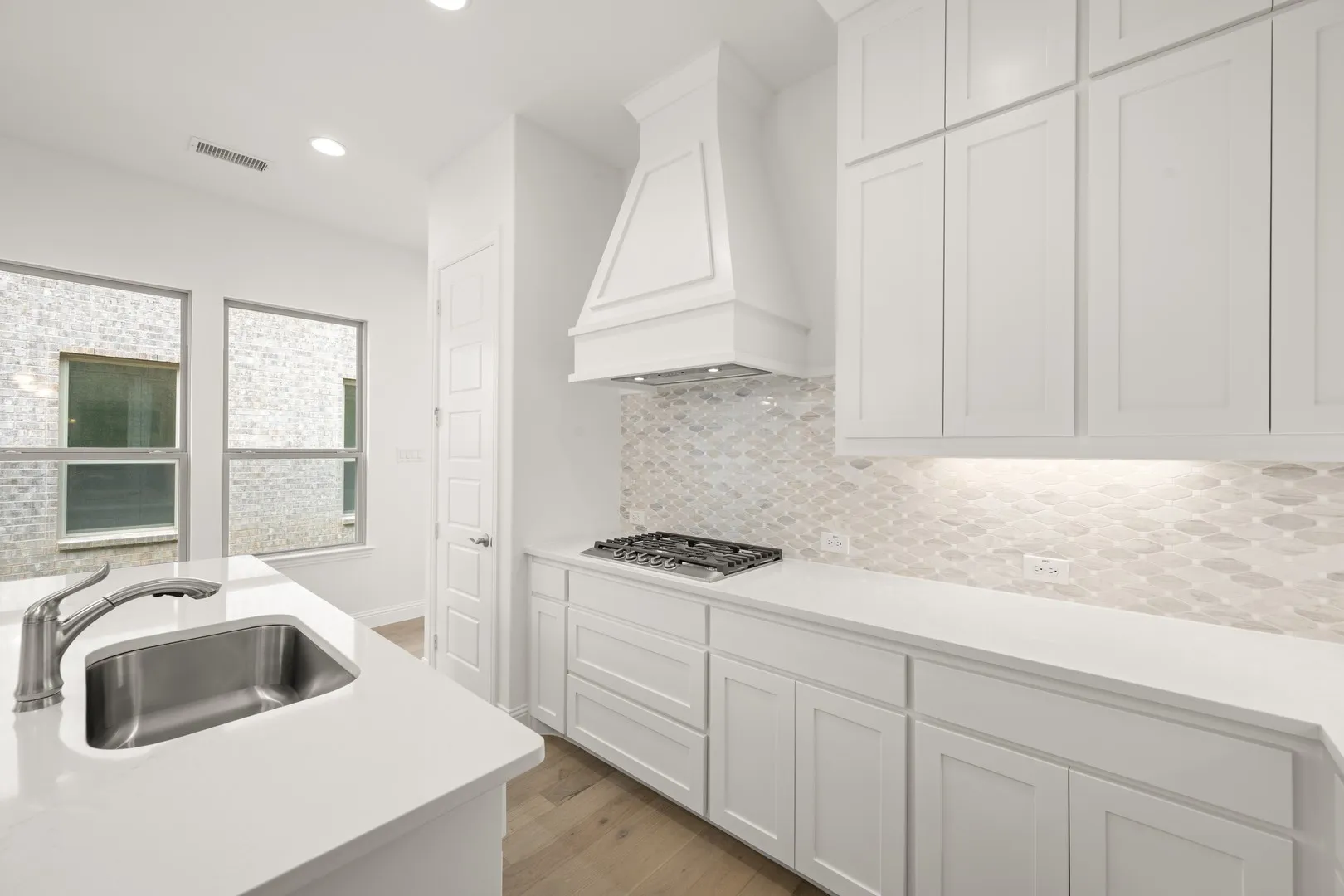 1540 Euclid- Kitchen-4