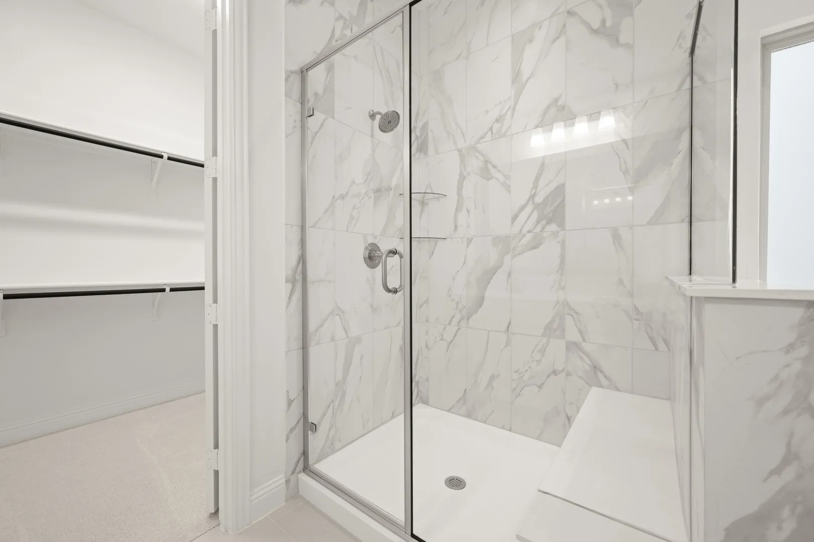 1540 Euclid- Primary Suite-6