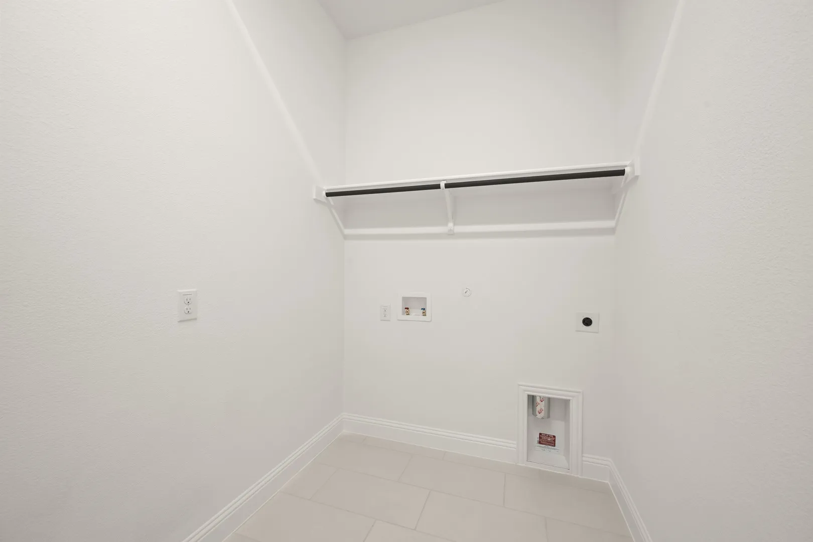 1540 Euclid- Utility-1