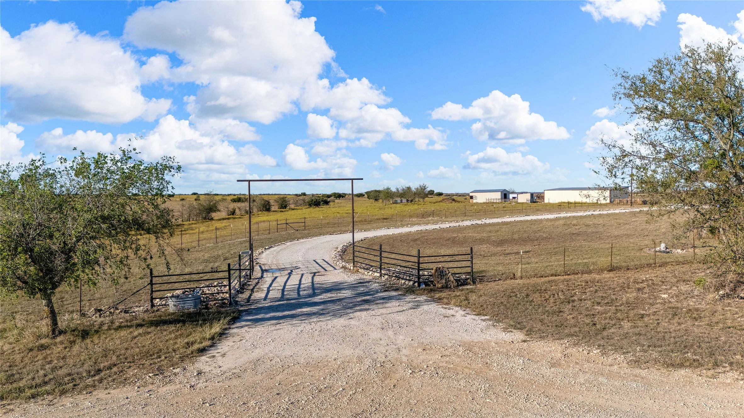 Farm For Sale in Bosque County , 318 CR 3355, Valley Mills, Texas 76689, 3 Bedrooms, 2 Bathrooms, 12 Garage spaces, 1,500 Sqft, built in 2016, Price $1,750,000, mls#21173635, Real Estate Agent in Valley Mills, Homes For Sale in Bosque county, Homes For Sale in Valley Mills, Realtor in Valley Mills Texas, Real Estate Brokerage Independent Realty Texas, Luminita Cordes Realtor