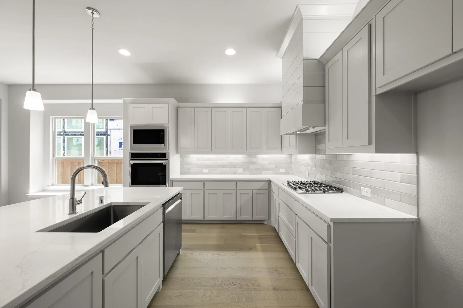 1616 Olympia- Kitchen-3