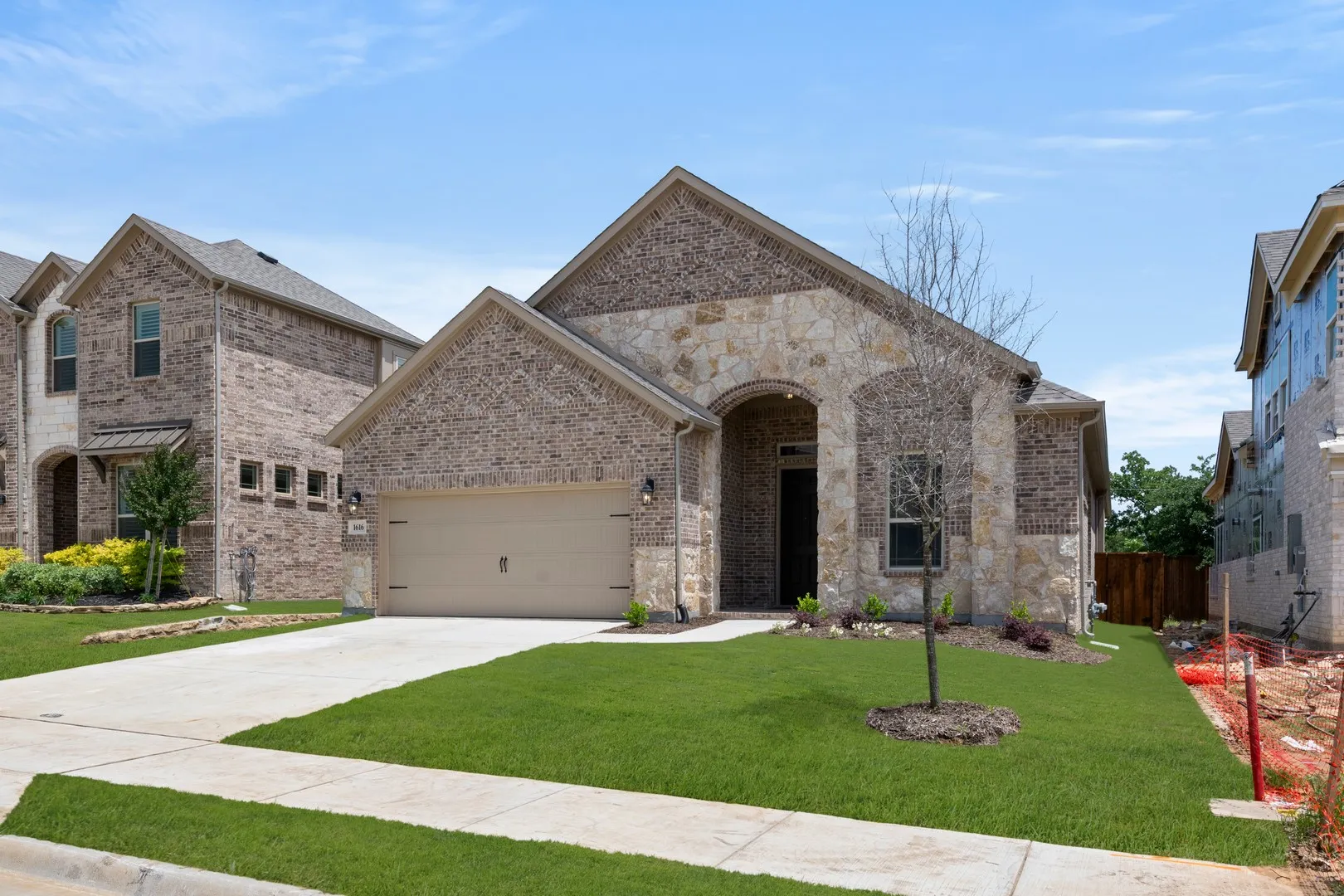 1616 Olympia- Front-2