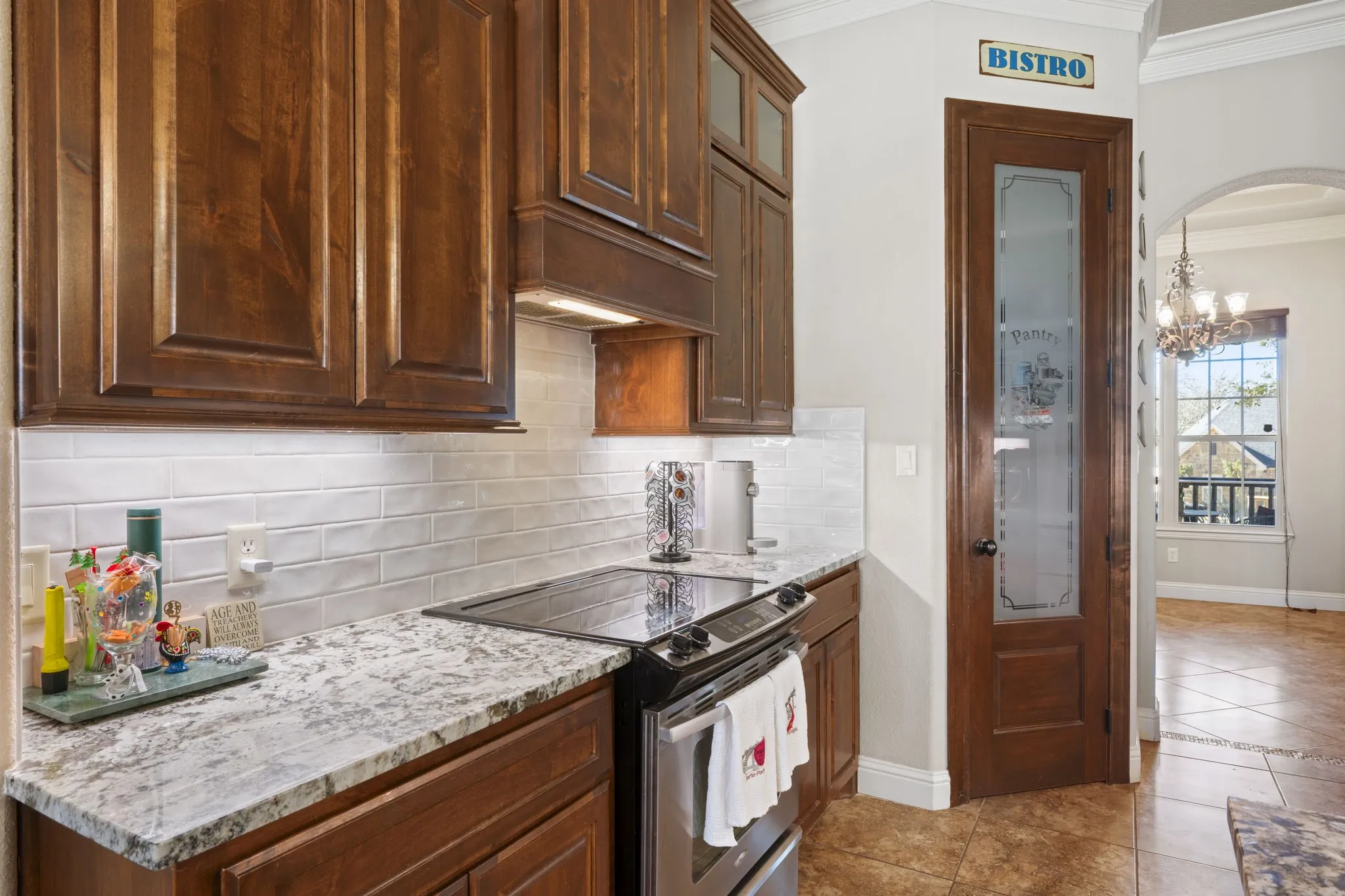 Single Family Residence For Sale in Hood County , 3719 Lonesome Creek Road, Granbury, Texas 76049, 4 Bedroom, 3 Bathroom, 2 Garage spaces, 2,310 Sqft, built in 2011, Preowned, mls#21171346, Real Estate Agent in Granbury, Homes For Sale in Hood county, Homes For Sale in Granbury, Realtor in Granbury Texas, Real Estate Brokerage Independent Realty Texas, Luminita Cordes Realtor