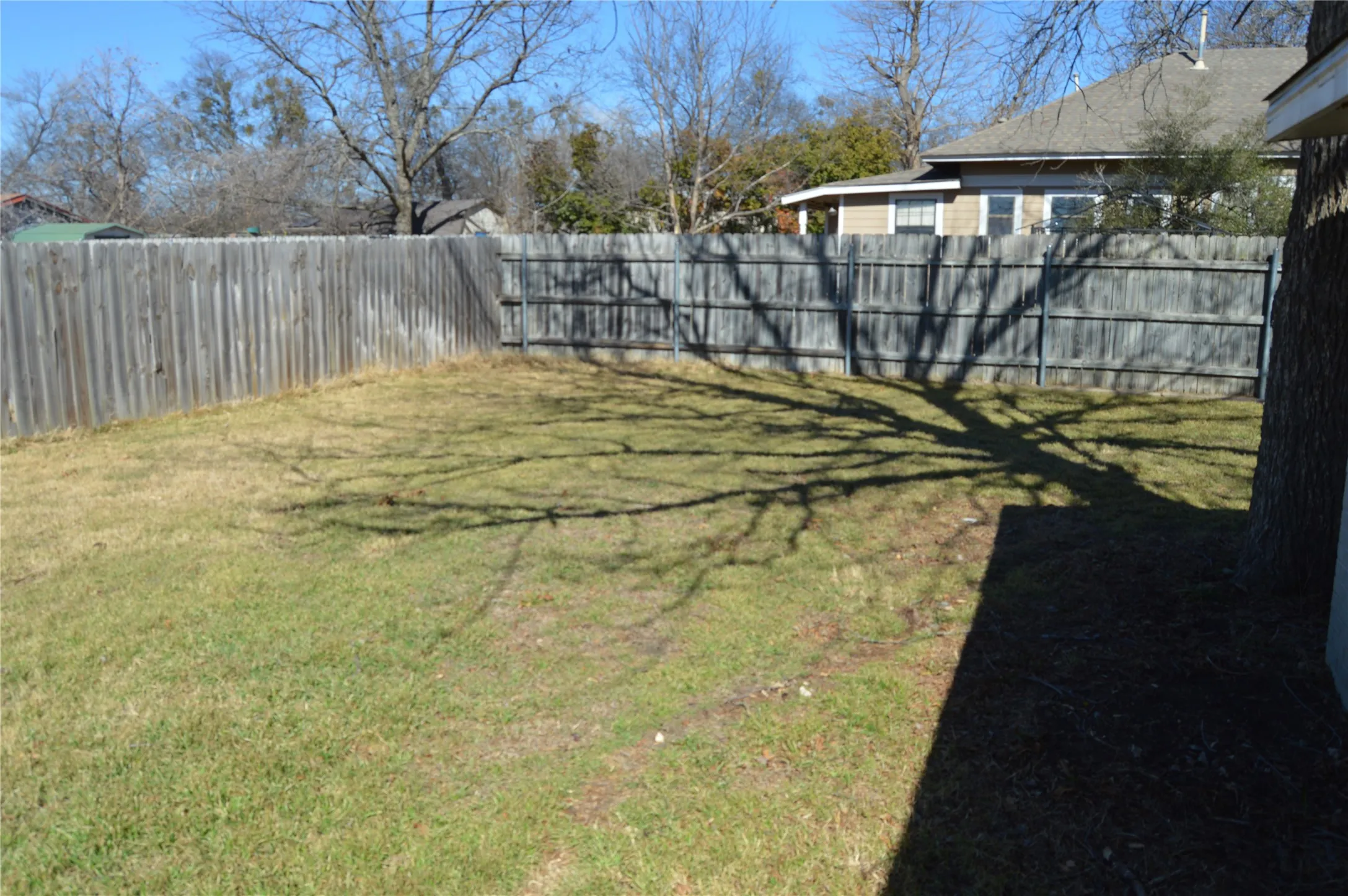 Single Family Residence For Sale in Johnson County , 112 S 2nd Street, Godley, Texas 76044, 3 Bedroom, 2 Bathroom, Garage spaces, 1,464 Sqft, built in 1963, mls#21174003, Real Estate Agent in Godley, Homes For Sale in Johnson county, Homes For Sale in Godley, Realtor in Godley Texas, Real Estate Brokerage Independent Realty Texas, Luminita Cordes Realtor