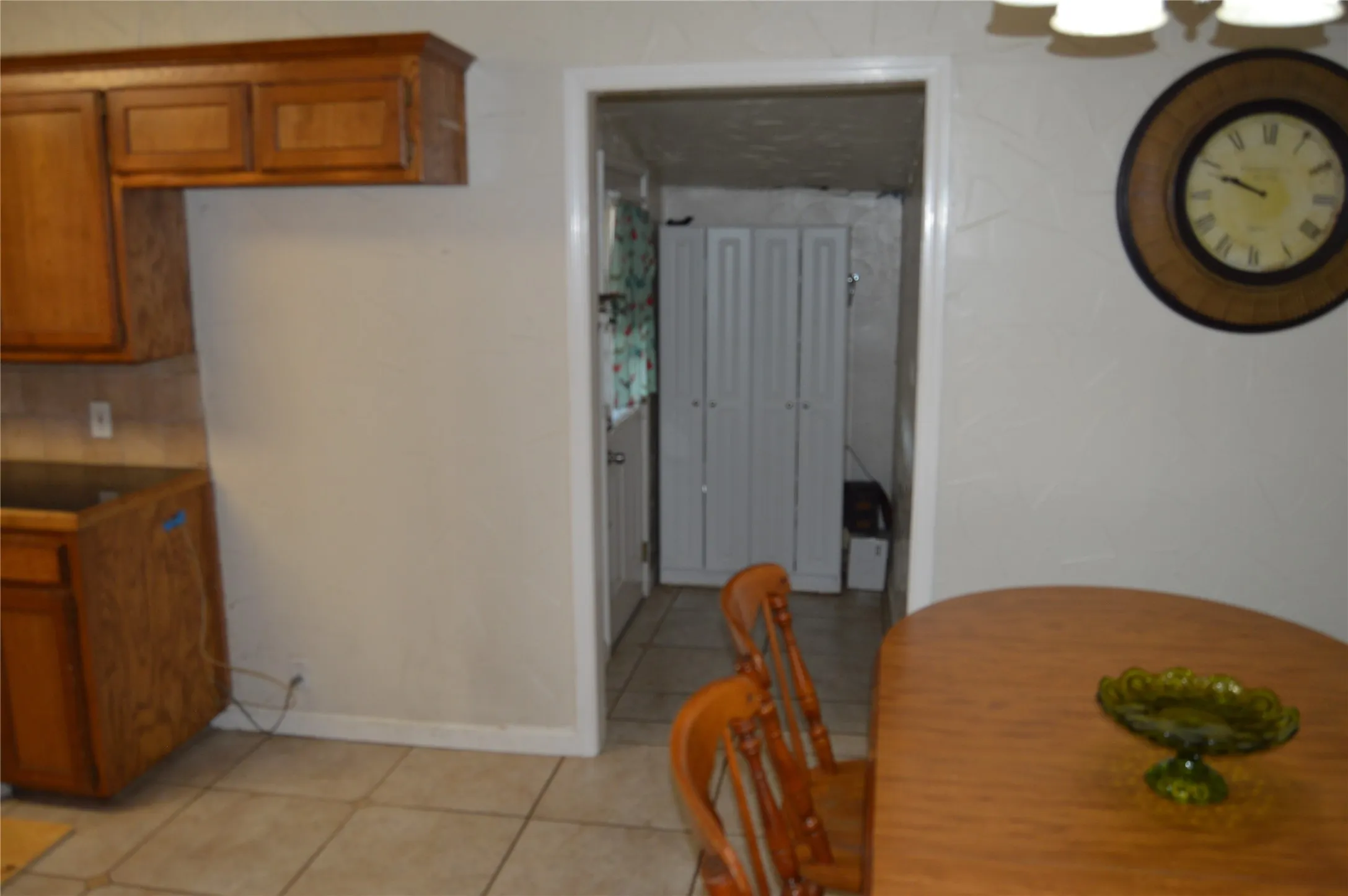 Single Family Residence For Sale in Johnson County , 112 S 2nd Street, Godley, Texas 76044, 3 Bedroom, 2 Bathroom, Garage spaces, 1,464 Sqft, built in 1963, mls#21174003, Real Estate Agent in Godley, Homes For Sale in Johnson county, Homes For Sale in Godley, Realtor in Godley Texas, Real Estate Brokerage Independent Realty Texas, Luminita Cordes Realtor