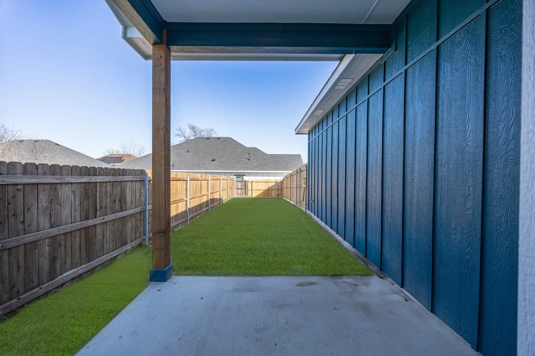 Single Family Residence For Sale in Tarrant County , 2613 Walker Street, Fort Worth, Texas 76105, 3 Bedroom, 2 Bathroom, 2 Garage spaces, 1,511 Sqft, built in 2026, New Construction - Complete, mls#21167680, Real Estate Agent in Fort Worth, Homes For Sale in Tarrant county, Homes For Sale in Fort Worth, Realtor in Fort Worth Texas, Real Estate Brokerage Independent Realty Texas, Luminita Cordes Realtor