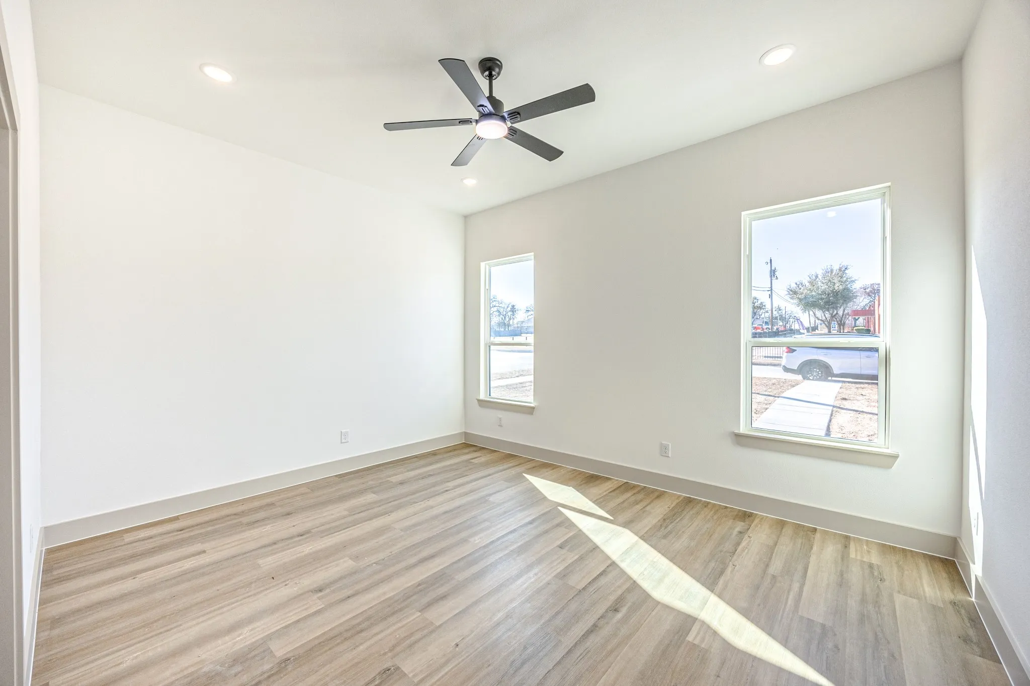 Single Family Residence For Sale in Tarrant County , 2613 Walker Street, Fort Worth, Texas 76105, 3 Bedroom, 2 Bathroom, 2 Garage spaces, 1,511 Sqft, built in 2026, New Construction - Complete, mls#21167680, Real Estate Agent in Fort Worth, Homes For Sale in Tarrant county, Homes For Sale in Fort Worth, Realtor in Fort Worth Texas, Real Estate Brokerage Independent Realty Texas, Luminita Cordes Realtor