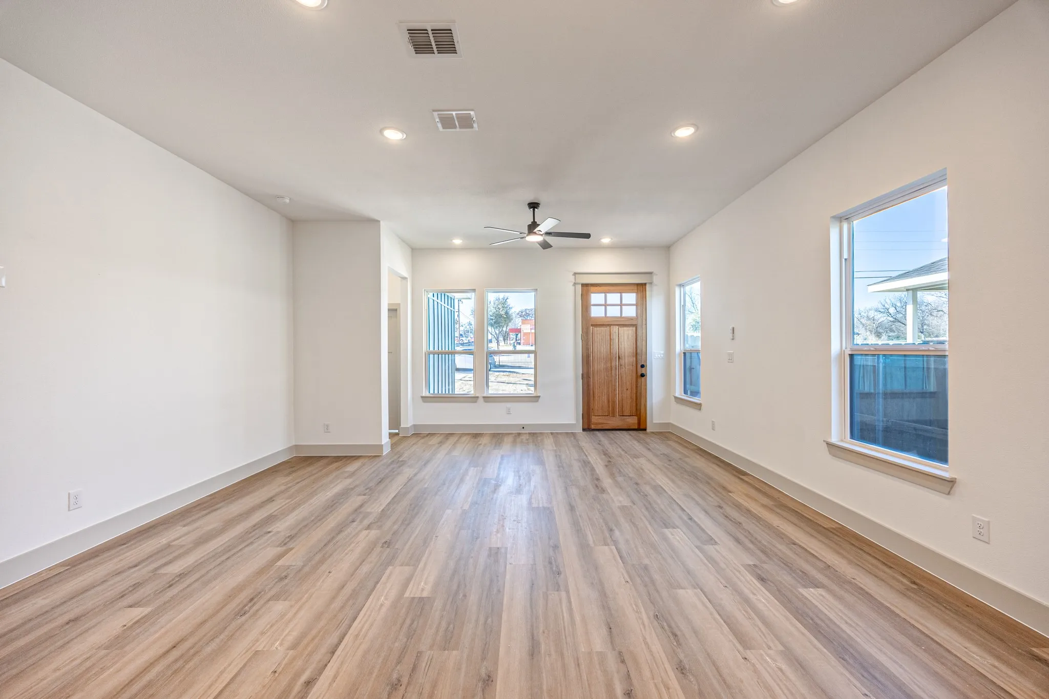 Single Family Residence For Sale in Tarrant County , 2613 Walker Street, Fort Worth, Texas 76105, 3 Bedroom, 2 Bathroom, 2 Garage spaces, 1,511 Sqft, built in 2026, New Construction - Complete, mls#21167680, Real Estate Agent in Fort Worth, Homes For Sale in Tarrant county, Homes For Sale in Fort Worth, Realtor in Fort Worth Texas, Real Estate Brokerage Independent Realty Texas, Luminita Cordes Realtor